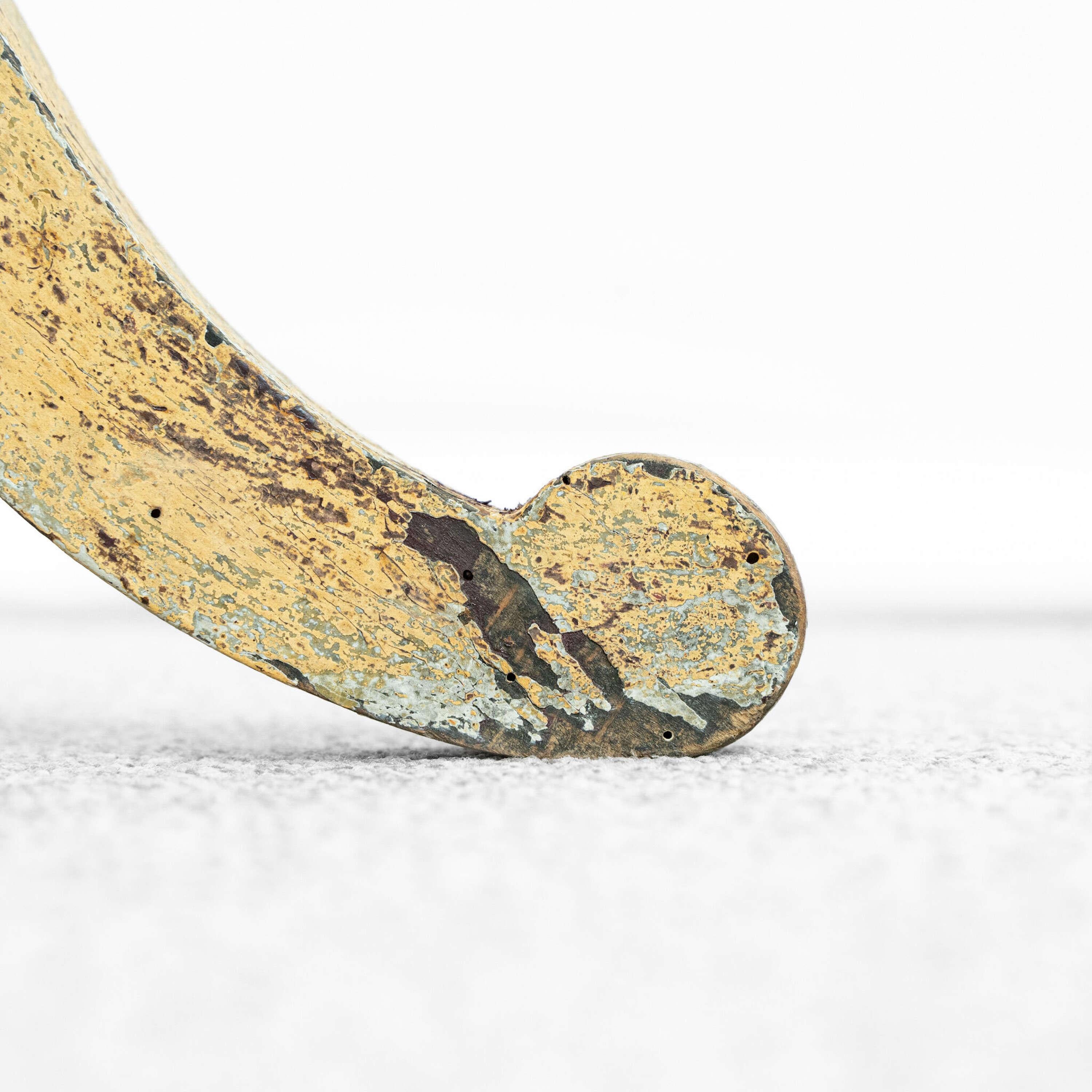 Table tripode suédoise peinte du 19e siècle Bon état - En vente à Southampton, GB