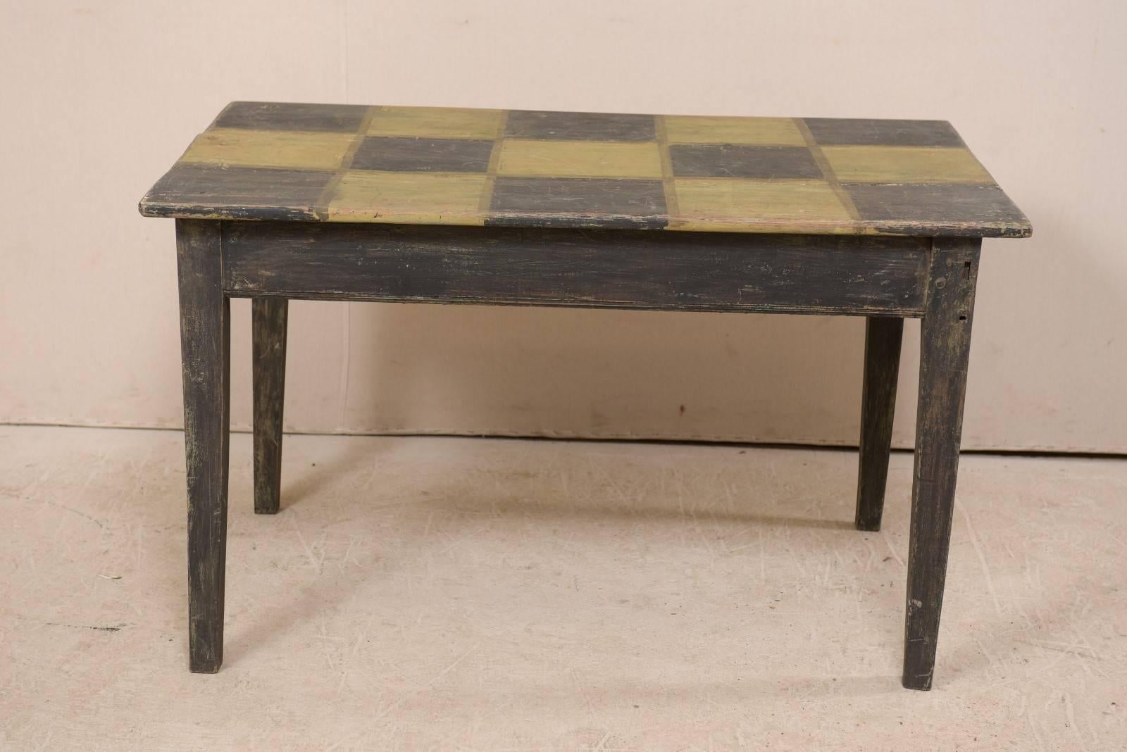 19th Century Swedish Painted Wood Dark Checker Top Table with Nice Tapered Legs For Sale 1