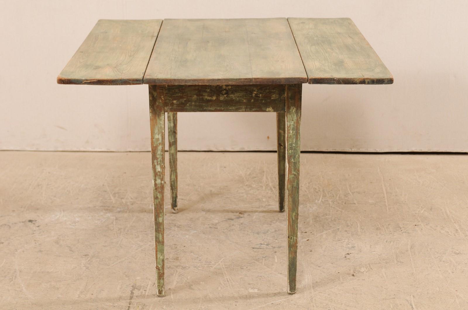 19th Century Swedish Painted Wood Drop-Leaf Table with Original Paint 7