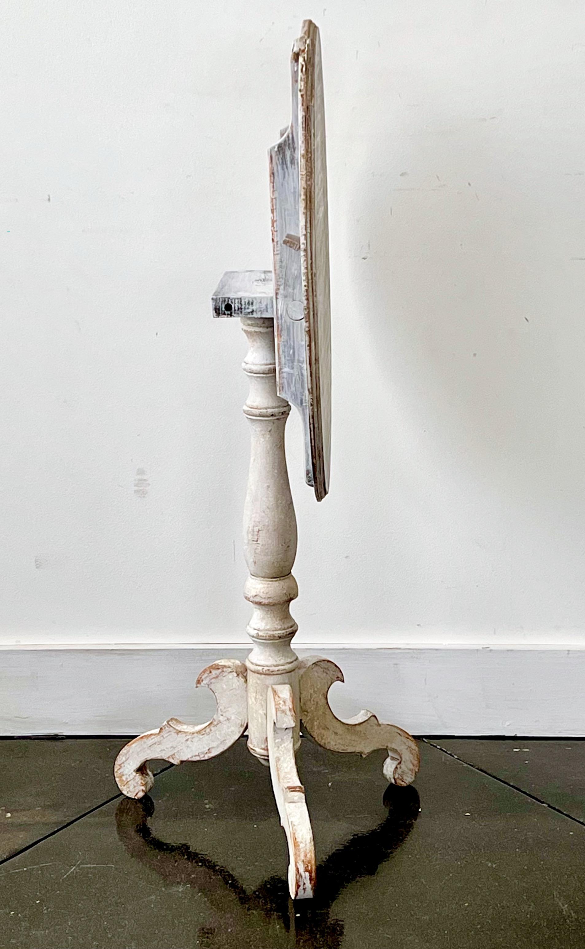 Sculpté à la main Guéridon suédois du 19ème siècle en vente