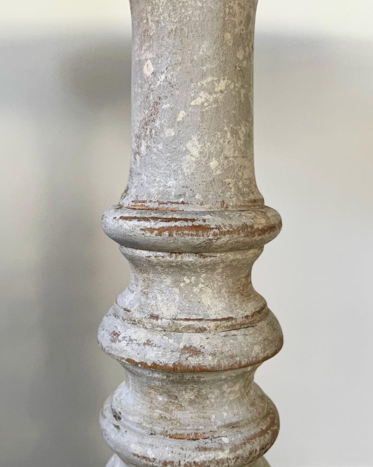 19th Century Swedish Pedestal Table For Sale at 1stDibs