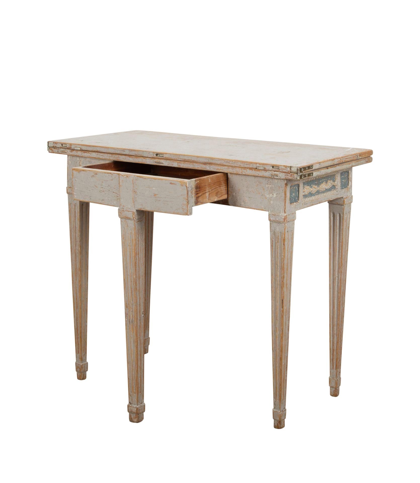 Wood 19th Century Swedish Period Gustavian Folding Card Table
