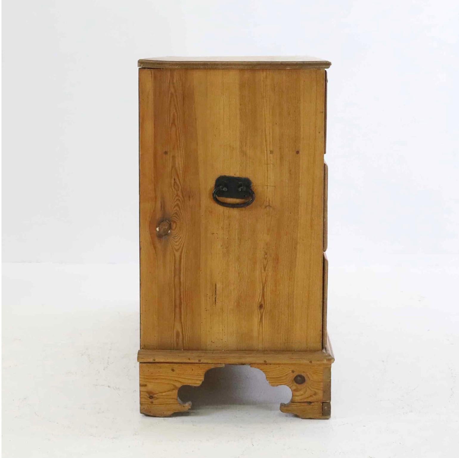 Iron 19th century Swedish pine bureau with iron side handles For Sale