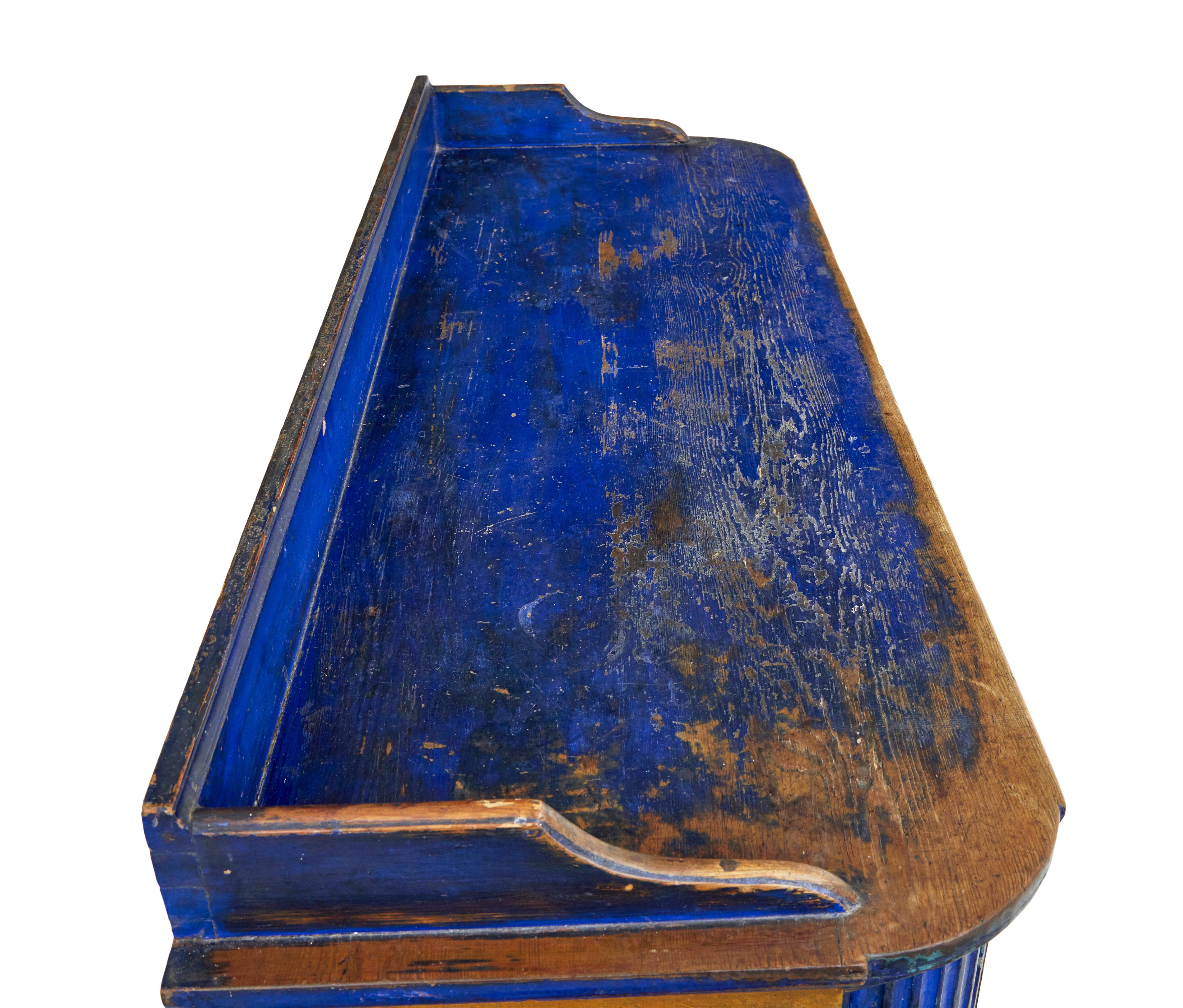 Armario de cocina pintado de pino sueco del siglo XIX en venta 3