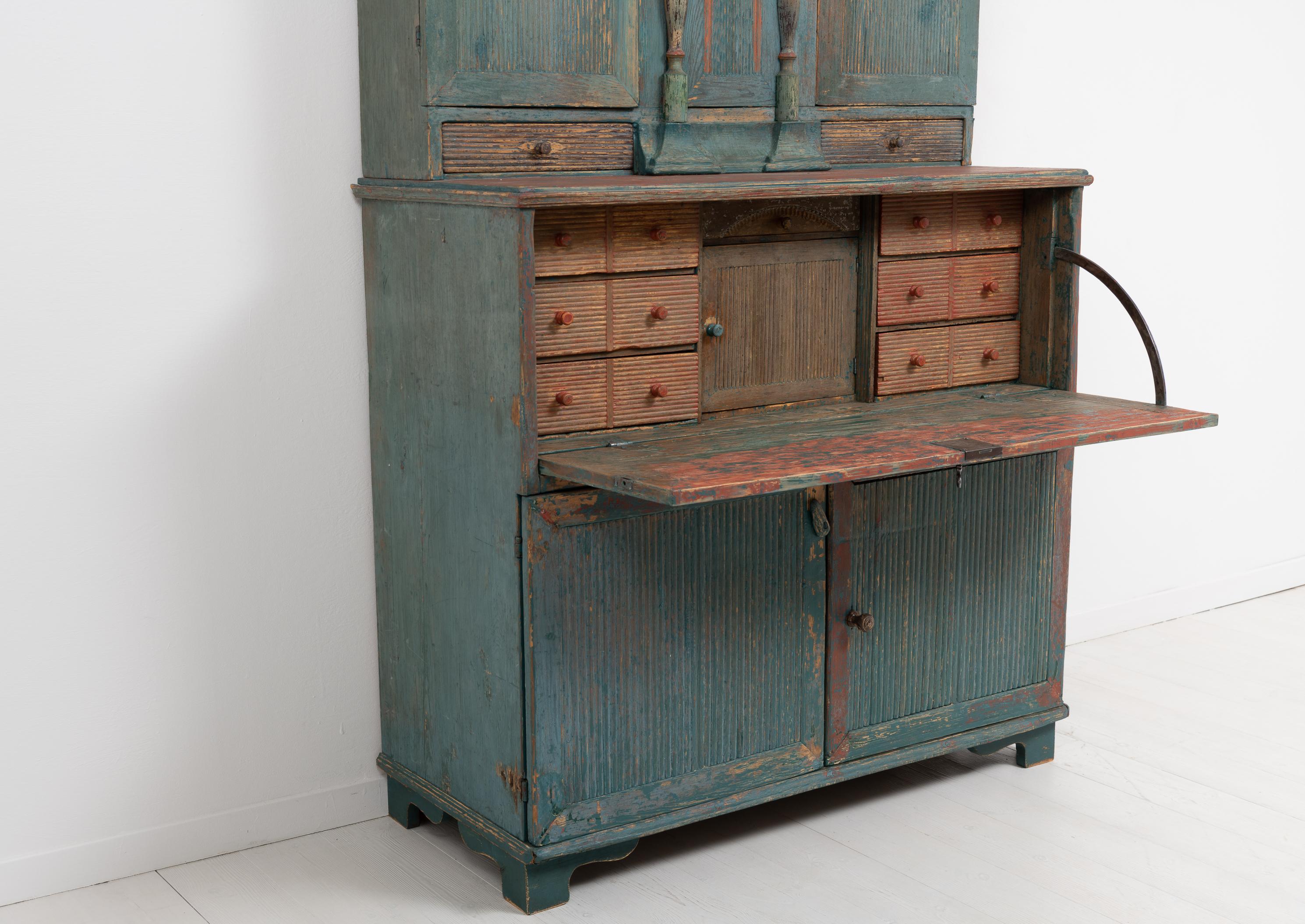 19th Century Swedish Pine Rococo and Gustavian Clock Bureau Cabinet For Sale 6