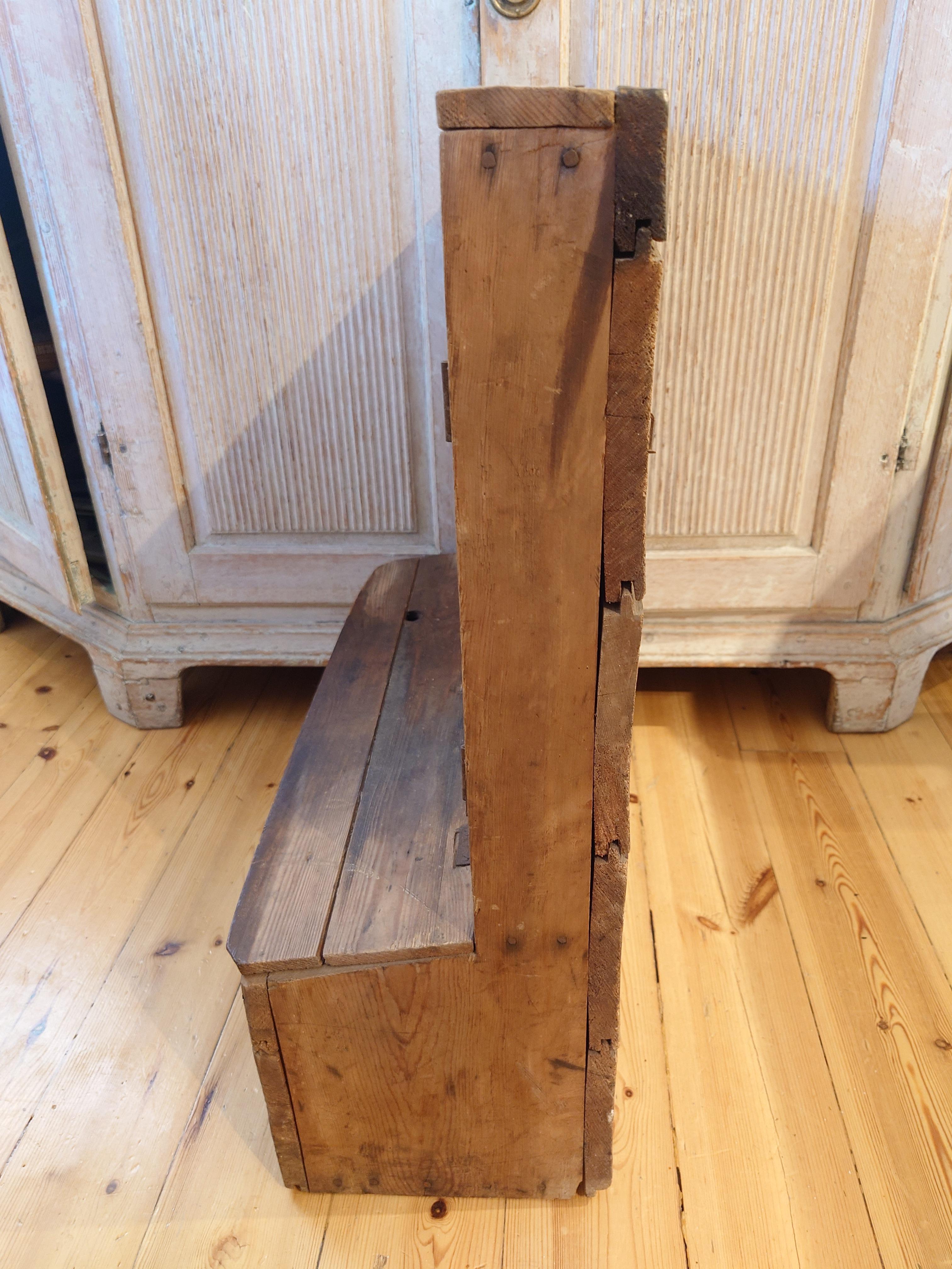 19th Century Swedish pine rustic hanging cabinet for working tools For Sale 8