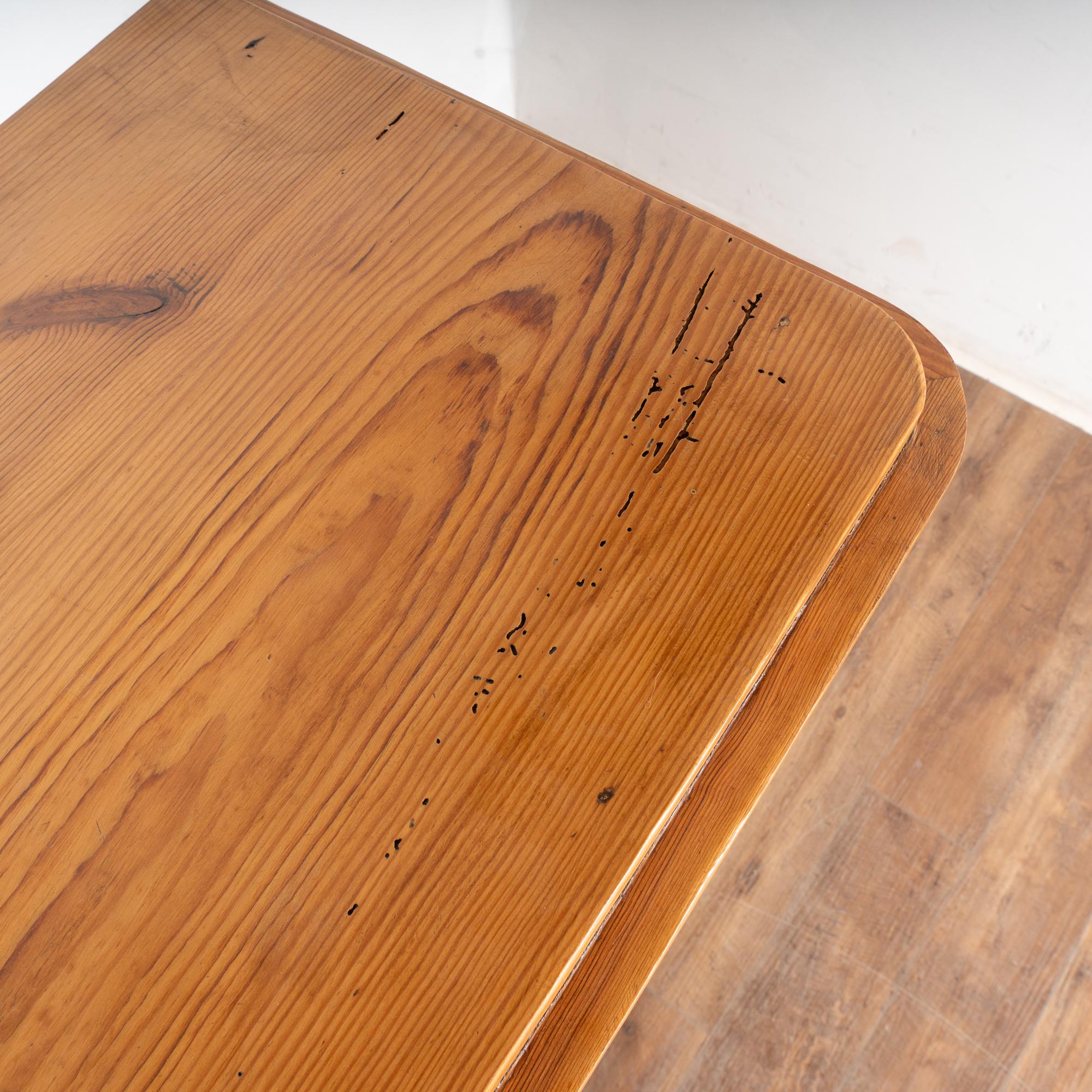 Mobile credenza in pino svedese del XIX secolo in vendita 1