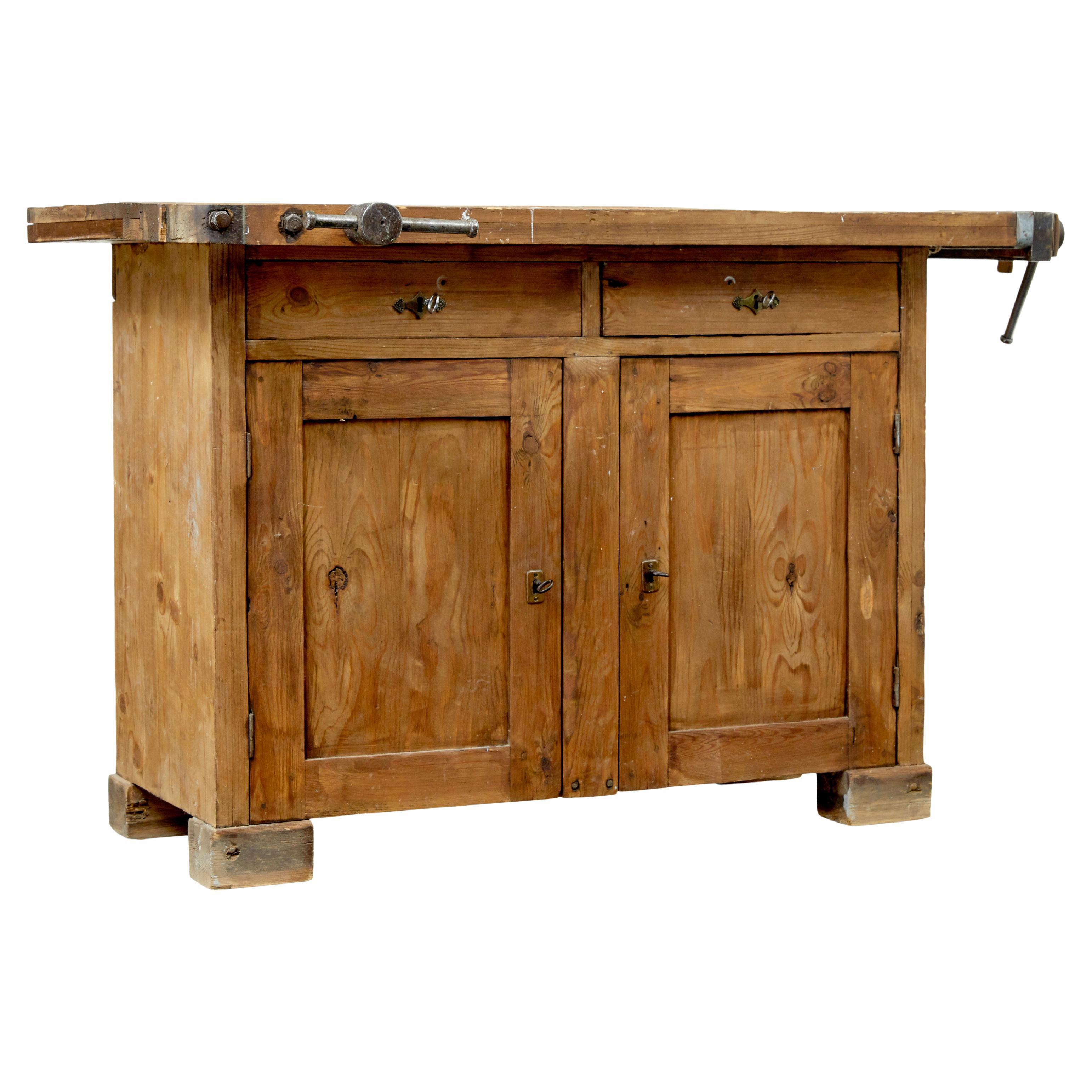 19th century Swedish pine workbench For Sale