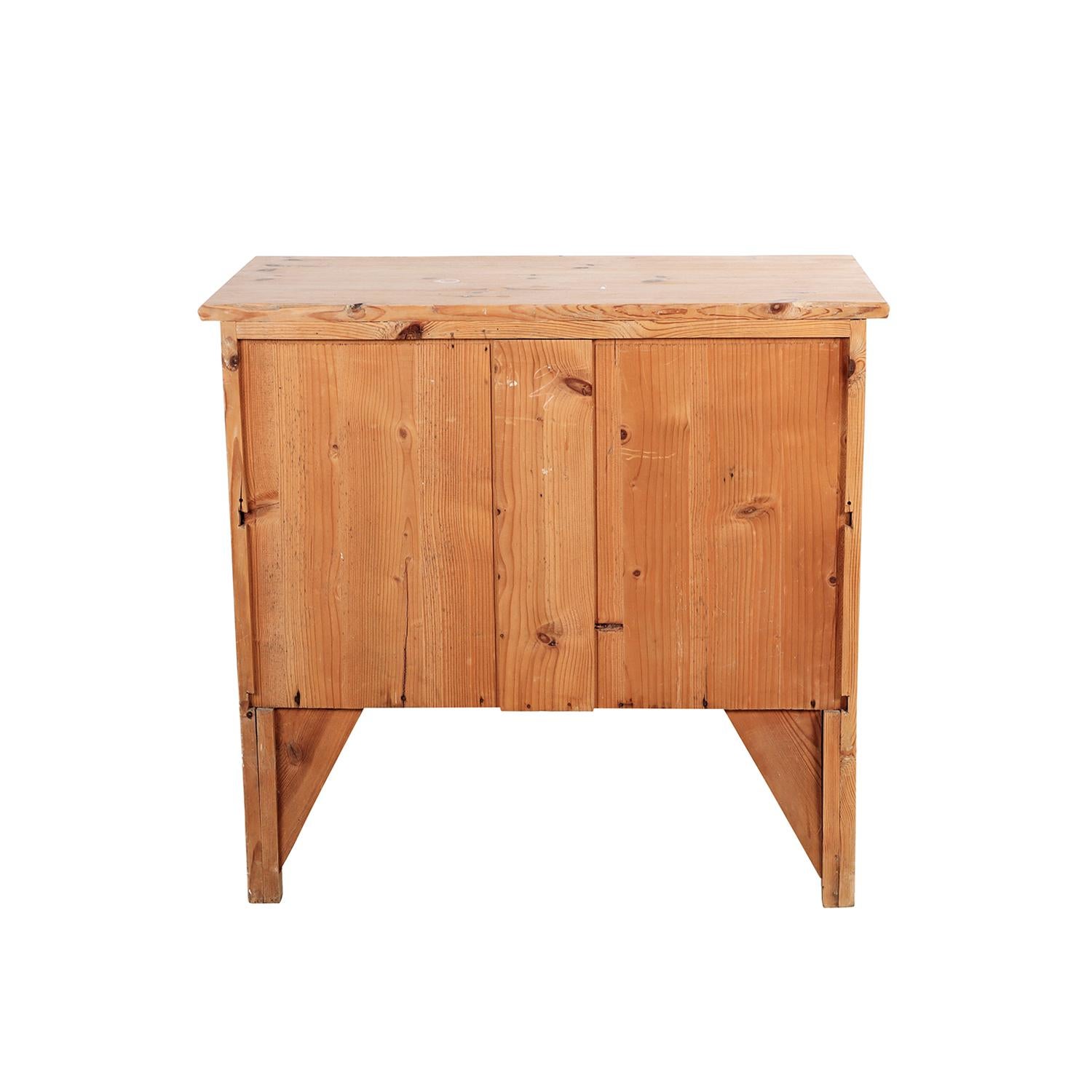 Metal 19th Century Swedish Pinewood Bed Side Table - Antique Scandinavian Nightstand For Sale