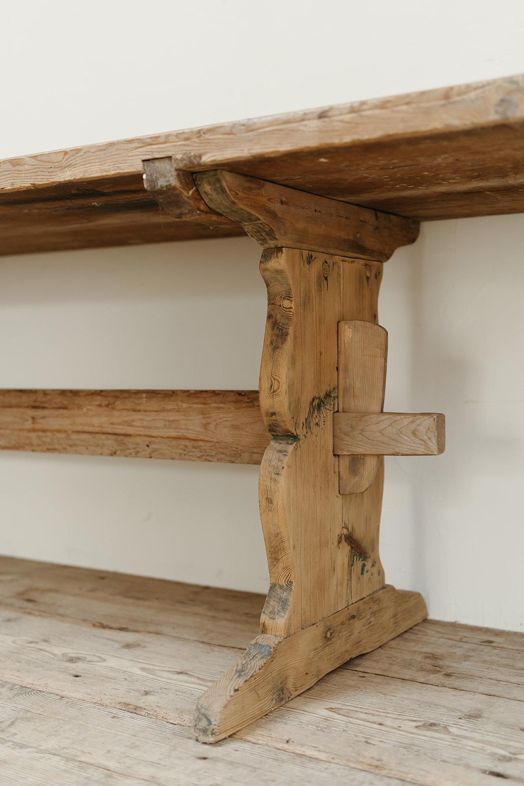 19th century Swedish pinewood bock table ... For Sale 6