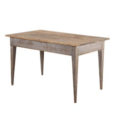 Schwedischer Provinzial-Arbeitstisch des 19. Jahrhunderts