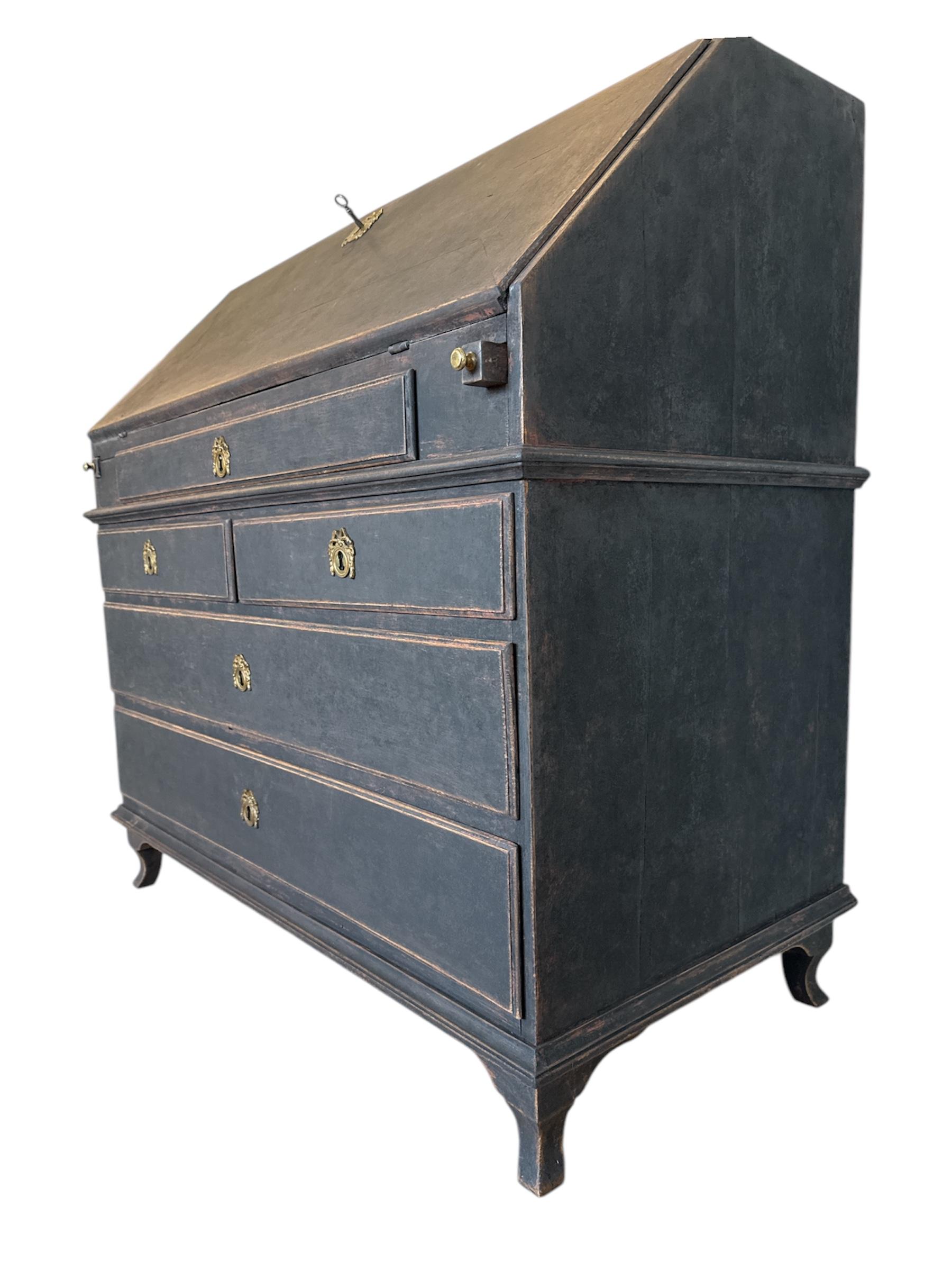 19th Century Swedish Gustavian Style Secretary / Writing Desk - Painted In Good Condition For Sale In Kvidinge, SE