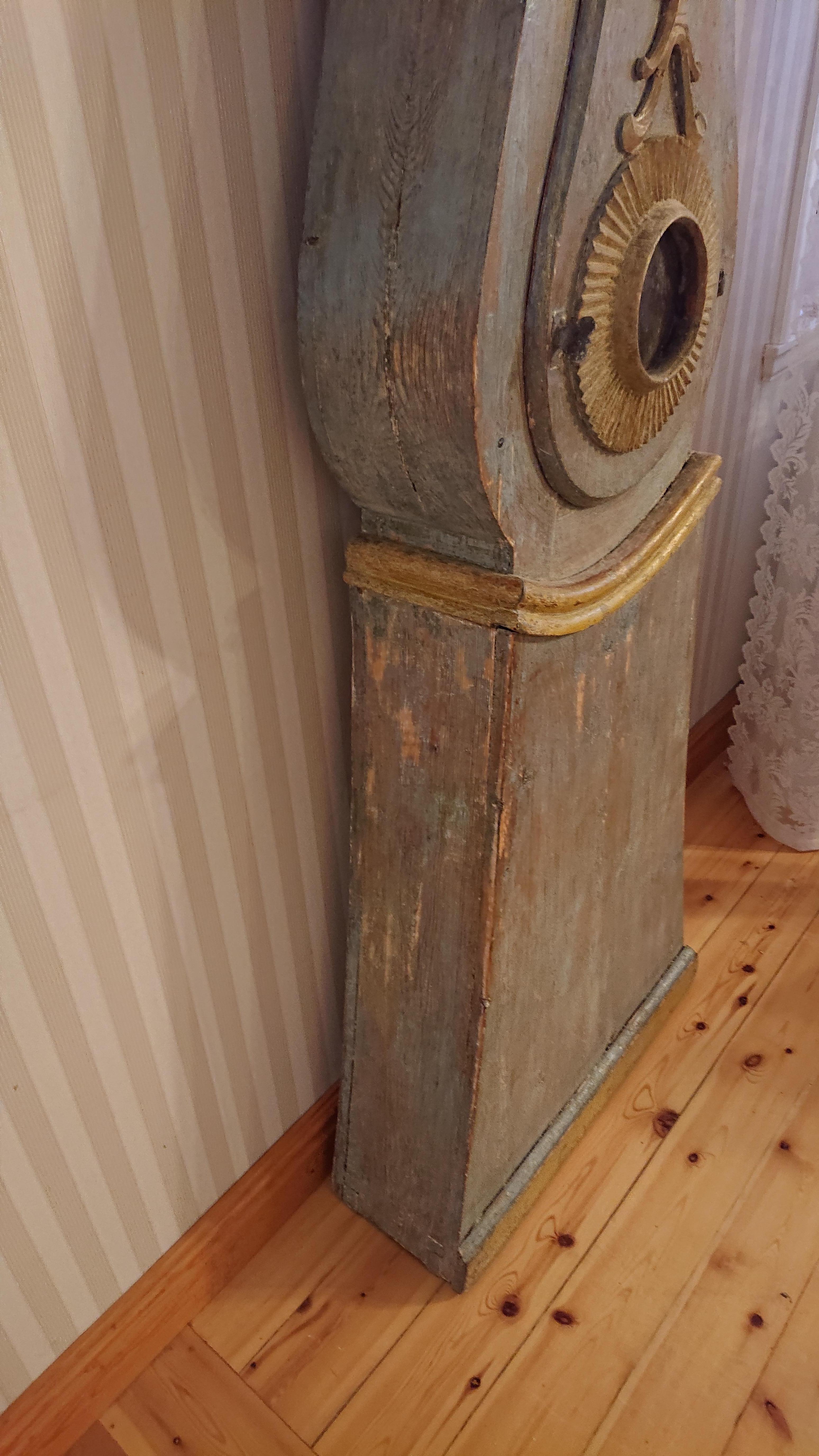 Pine 19th Century Swedish Rococo Tall Case Clock with Original Paint For Sale