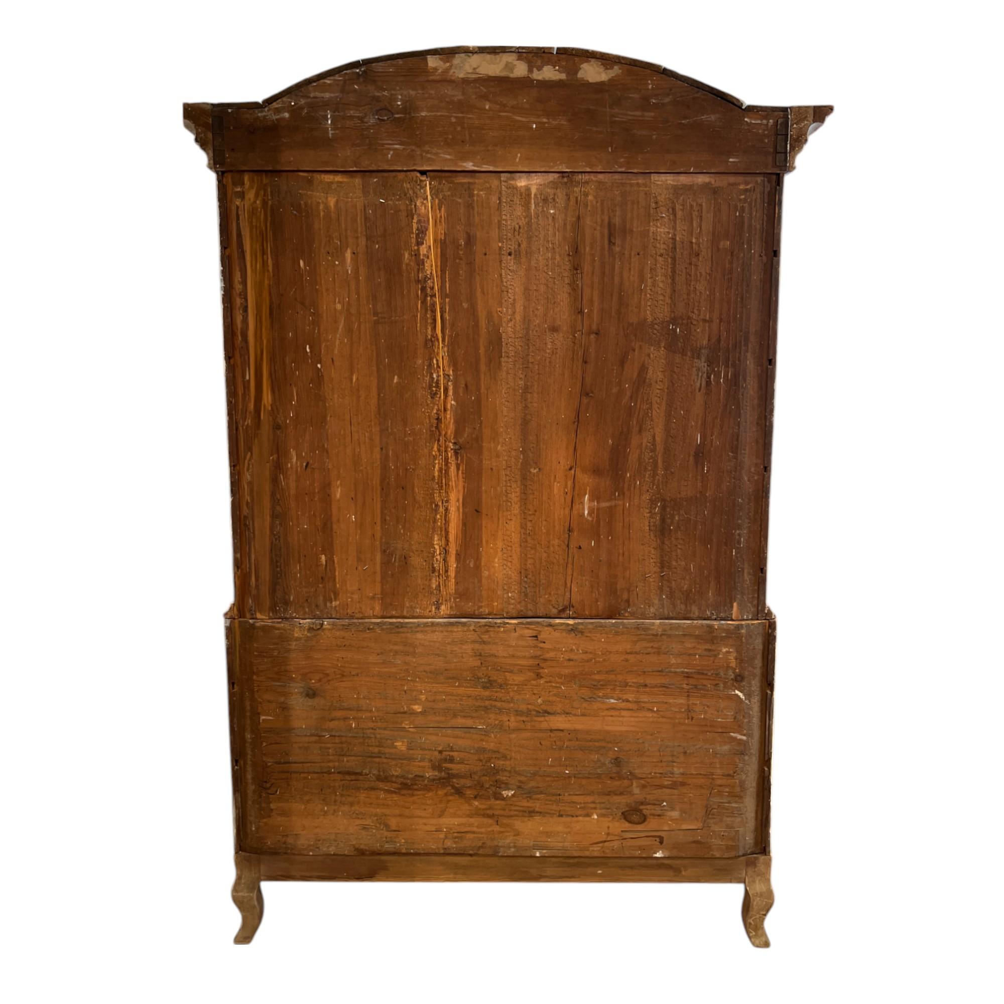 Siglo XIX Sueco Rococó Blanco Antiguo Buffet Deux Corps Gustaviano en venta