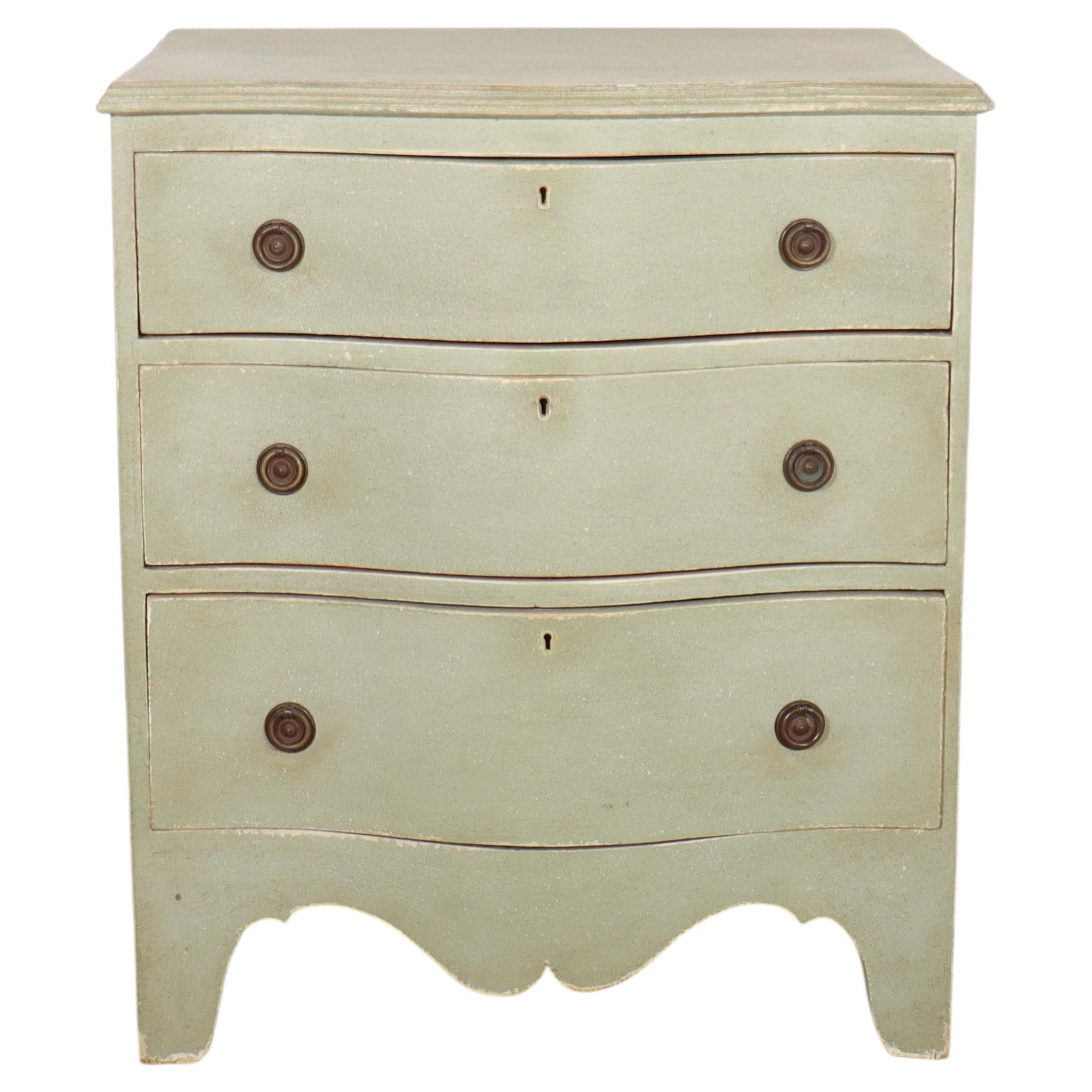 19th Century Swedish Serpentine Commode