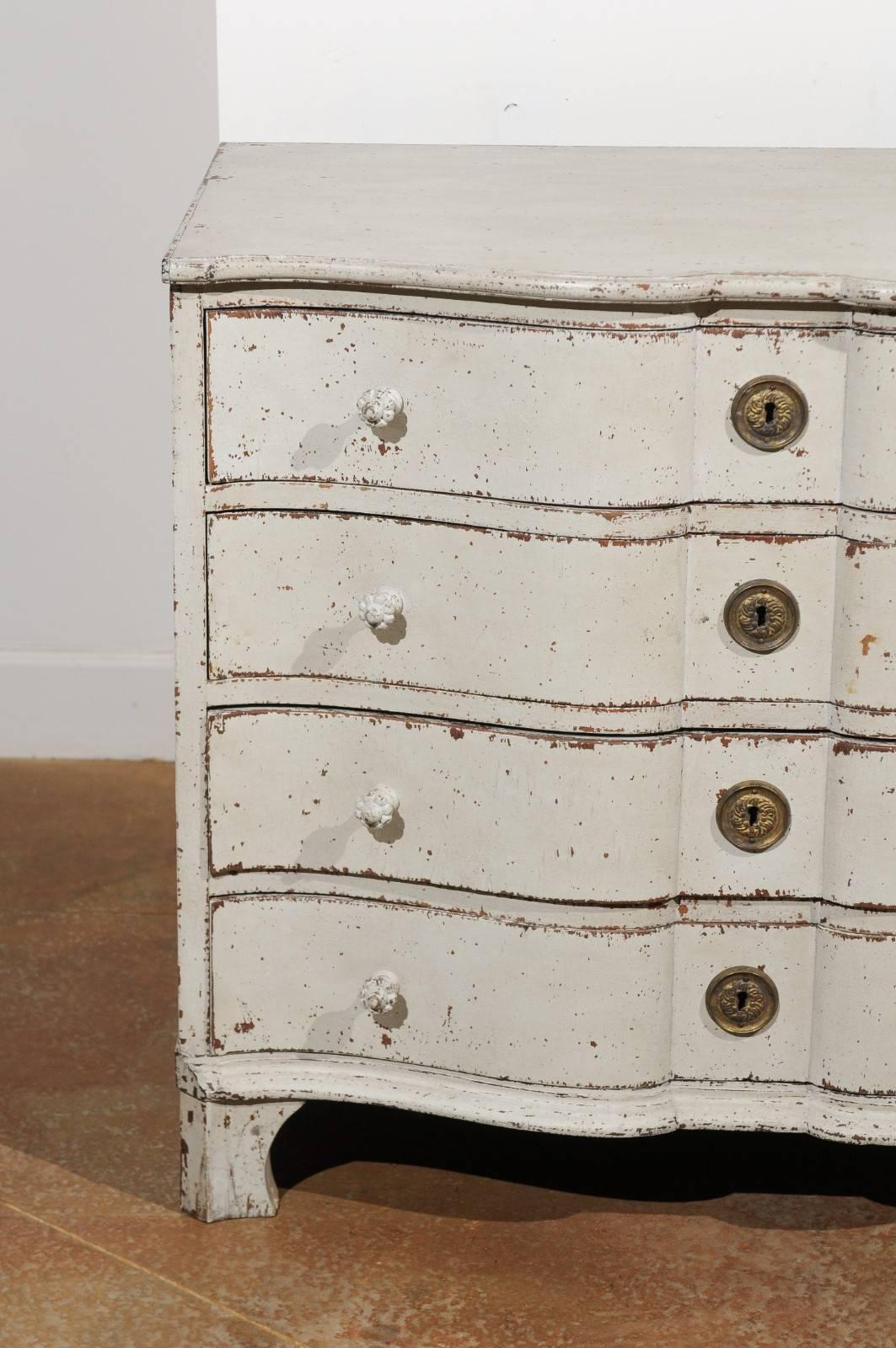 19th Century Swedish Serpentine Four-Drawer Commode with Weathered Finish In Good Condition For Sale In Atlanta, GA