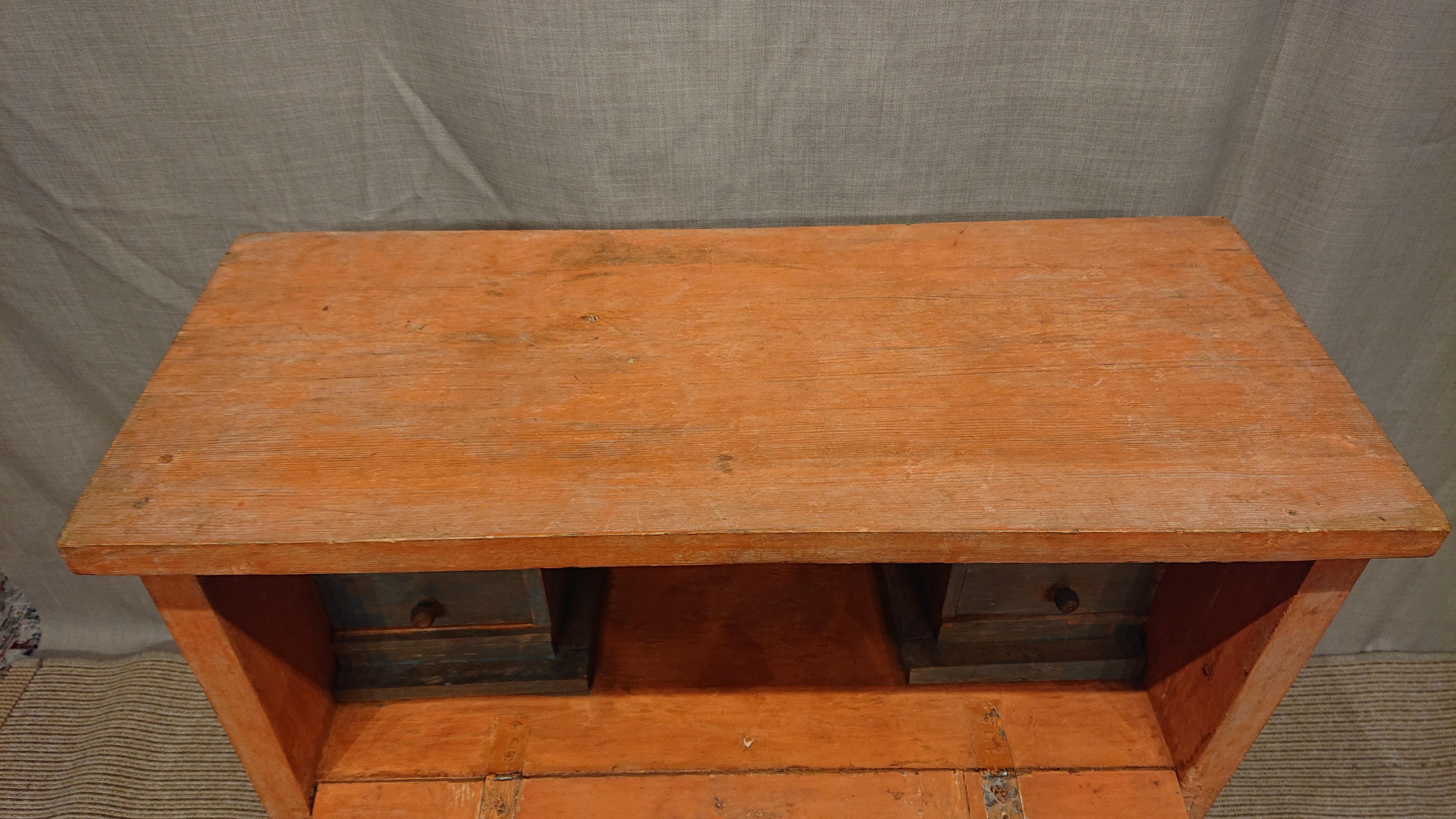 Pine 19th Century Swedish Small Gustavian Fall Front Desk with Original Paint For Sale
