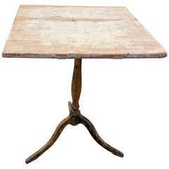 19th Century Swedish Small Painted Pedestal Table