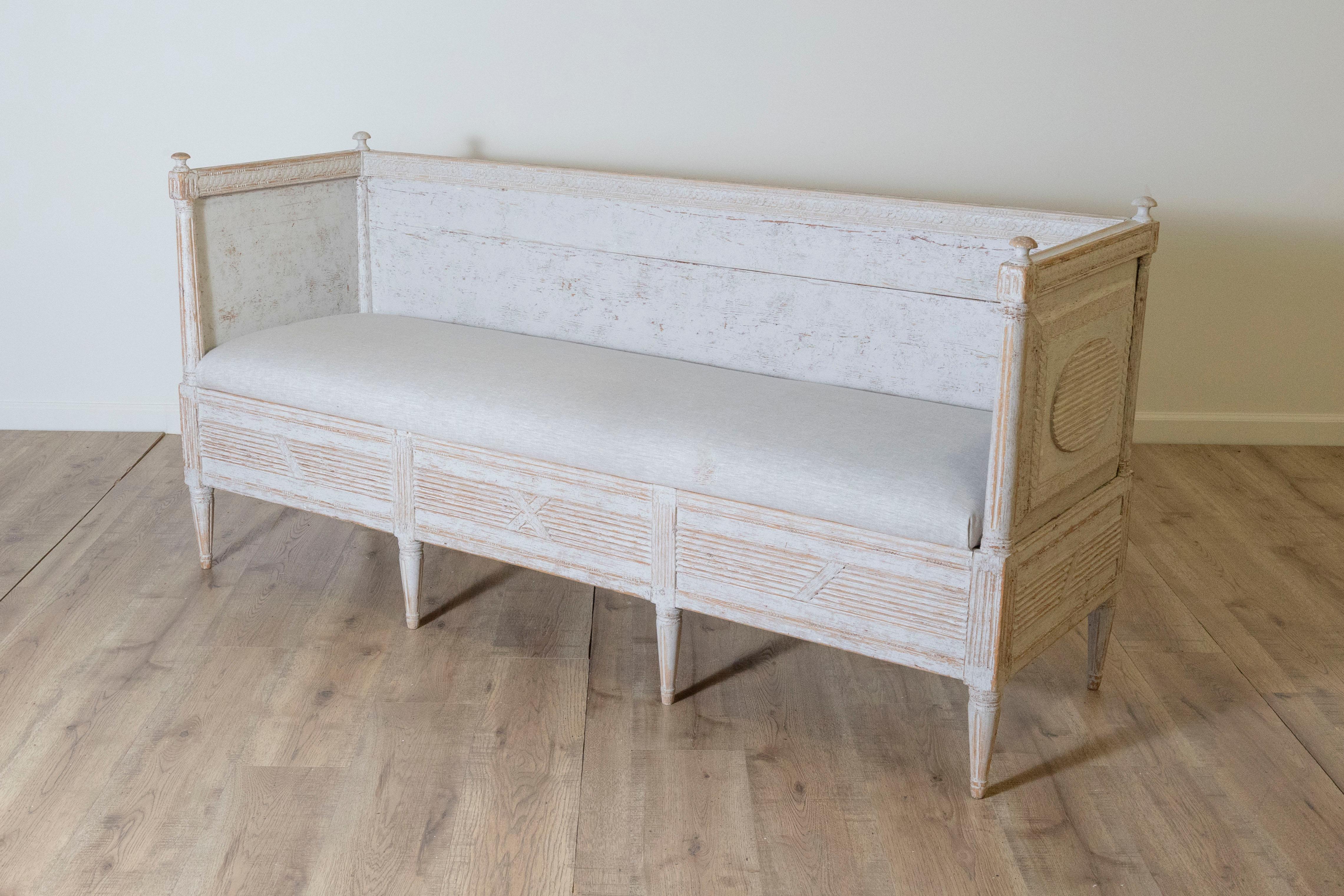 Sofá sueco del siglo XIX Circa 1800 Gustaviano en venta
