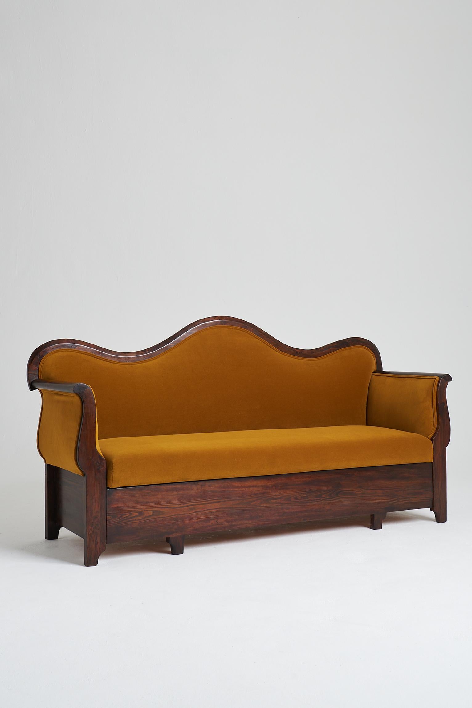 Neoclassical 19th Century Swedish Sofa