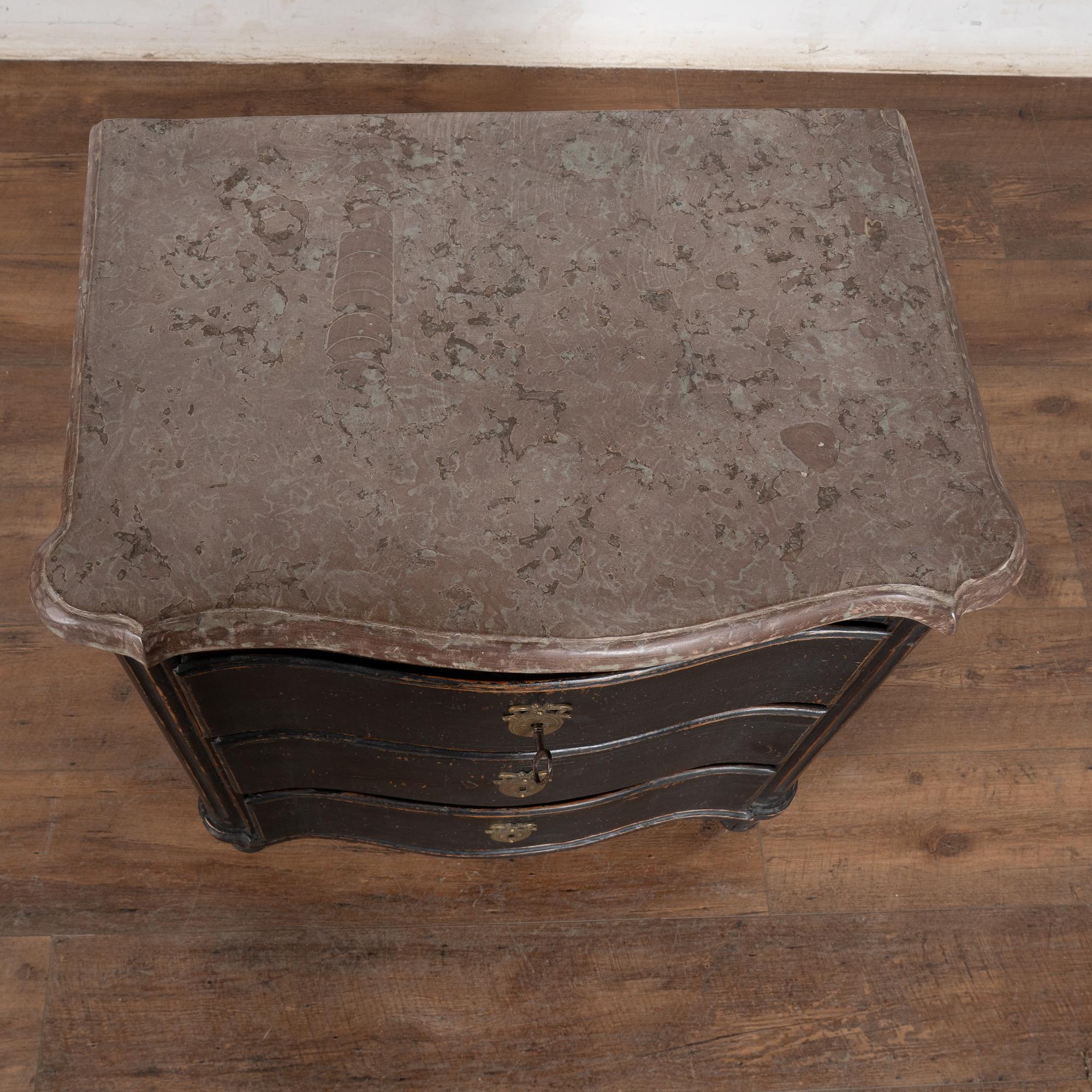 19th Century Swedish Stone Top Black Small Chest of Three Drawers For Sale 1