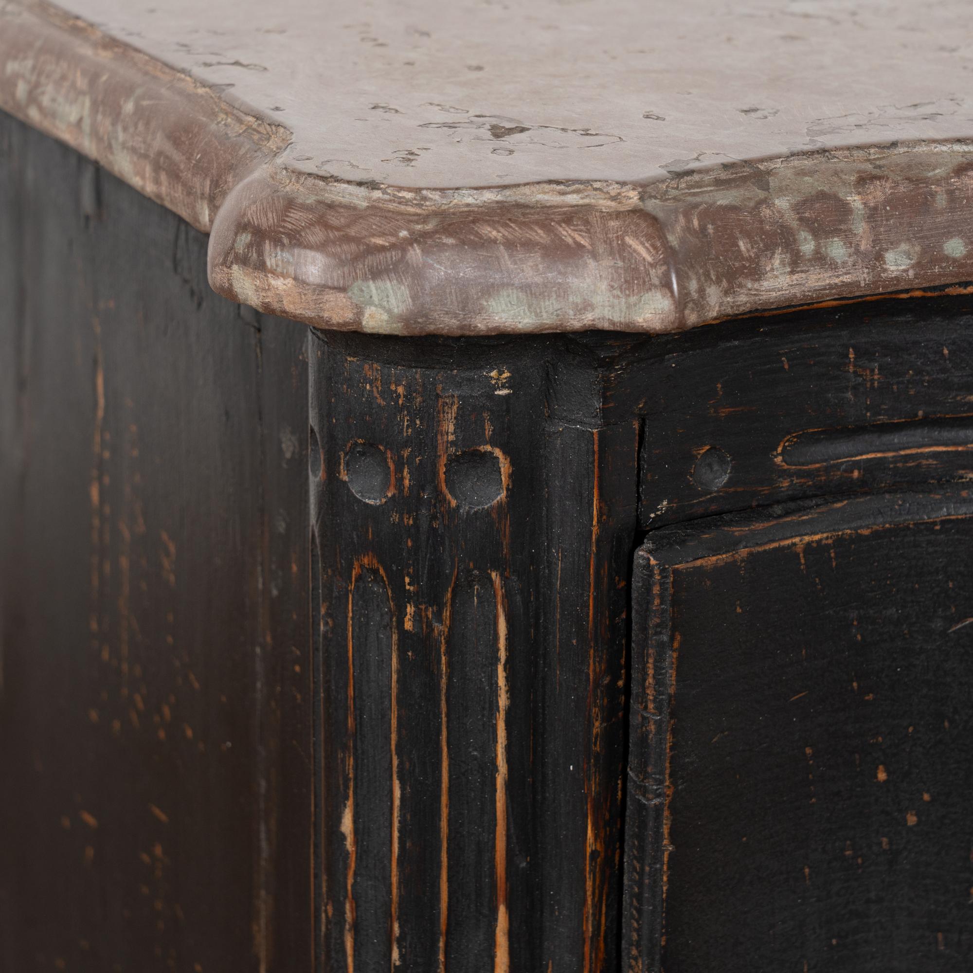 19th Century Swedish Stone Top Black Small Chest of Three Drawers For Sale 5
