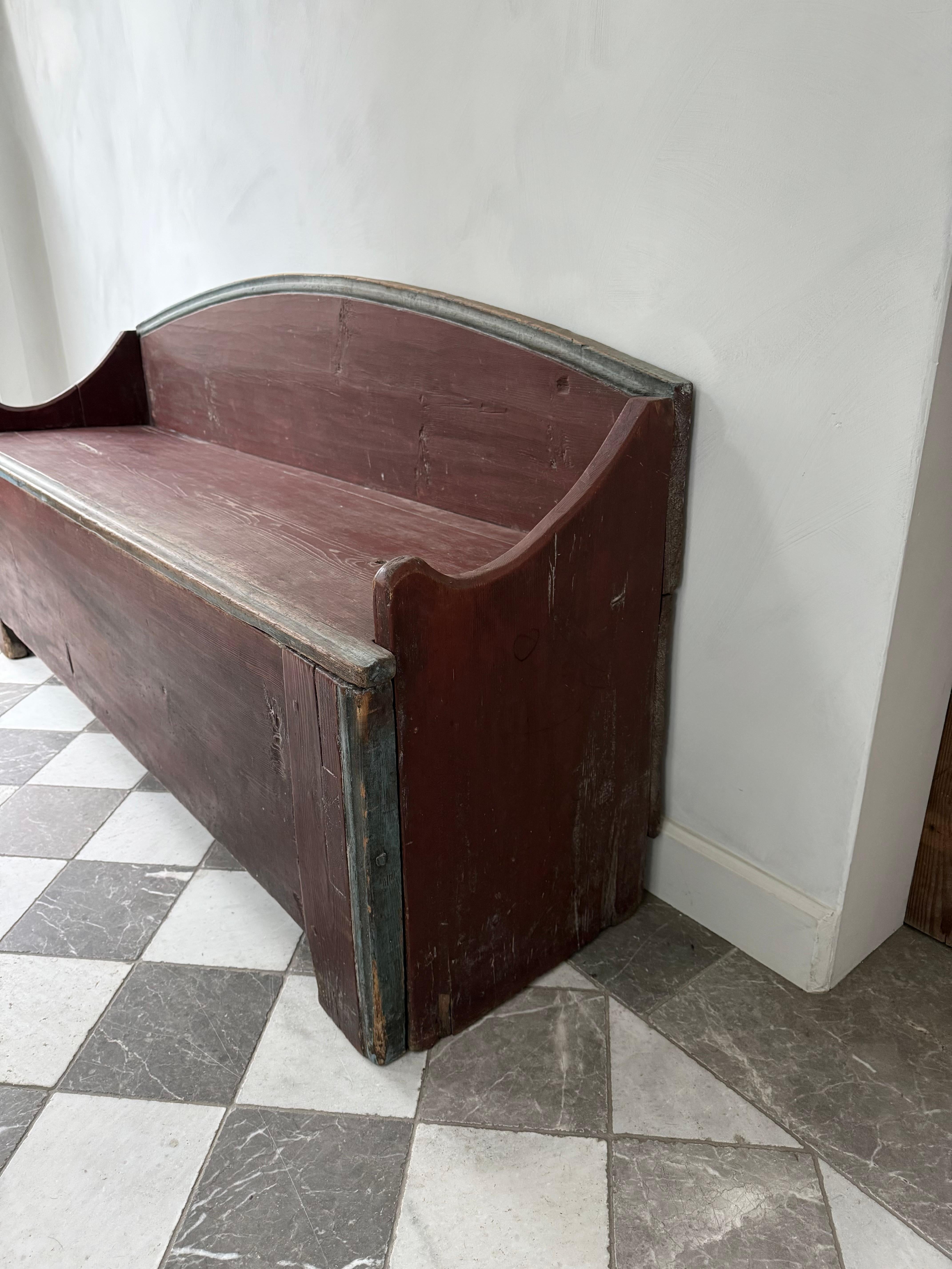 Pine 19th Century Swedish Storage Bench For Sale