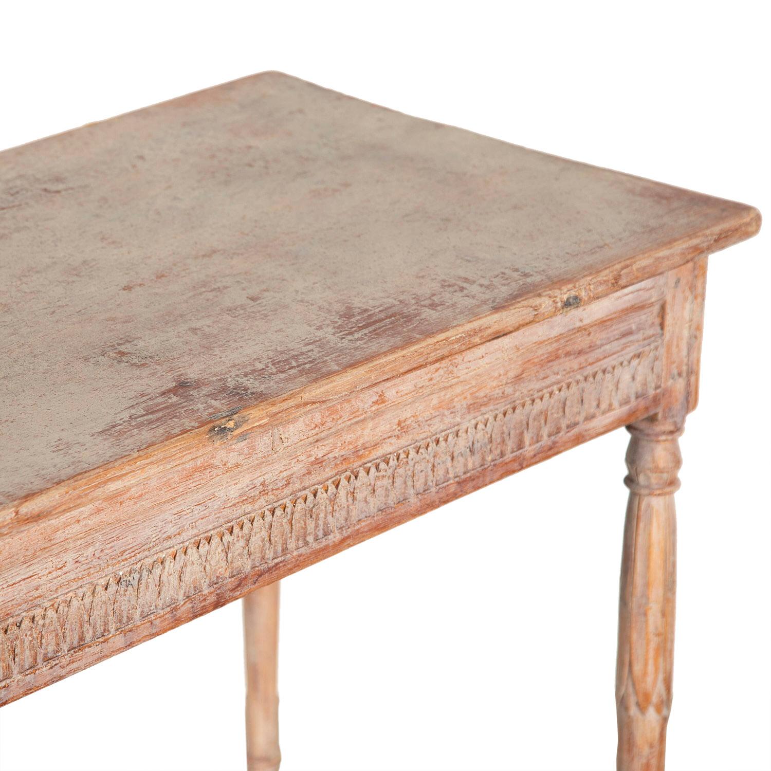 19th Century Swedish Table In Good Condition For Sale In Tetbury, Gloucestershire