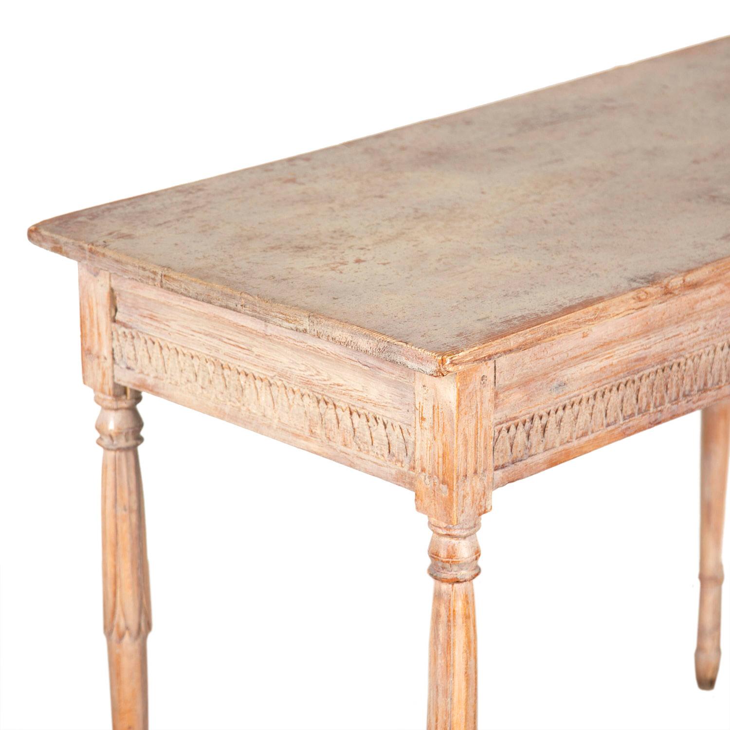 19th Century Swedish Table For Sale 1