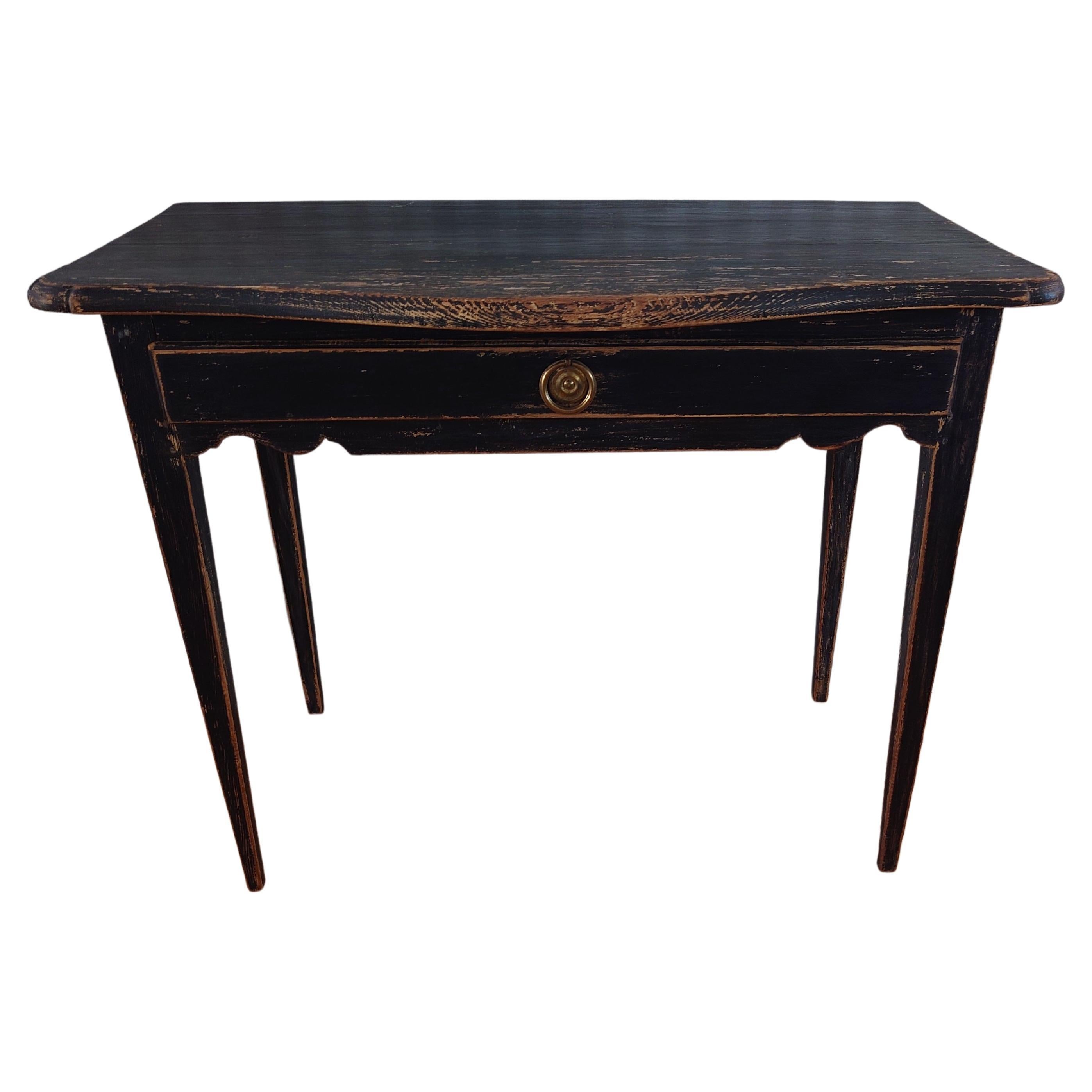19th Century Swedish table in  transition between Rococo & Gustavian For Sale