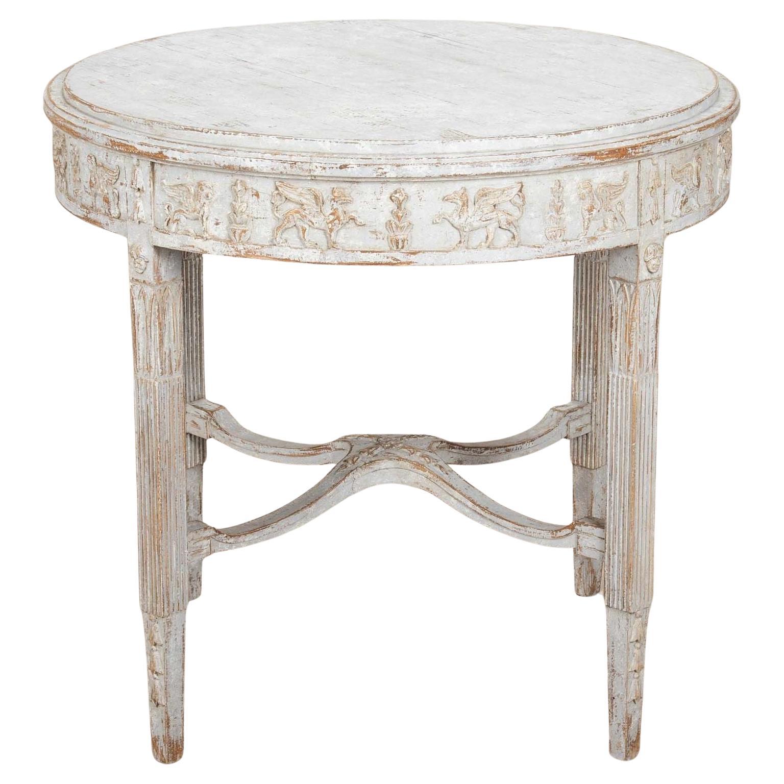 Tavolo svedese del XIX secolo con grifoni intagliati in vendita