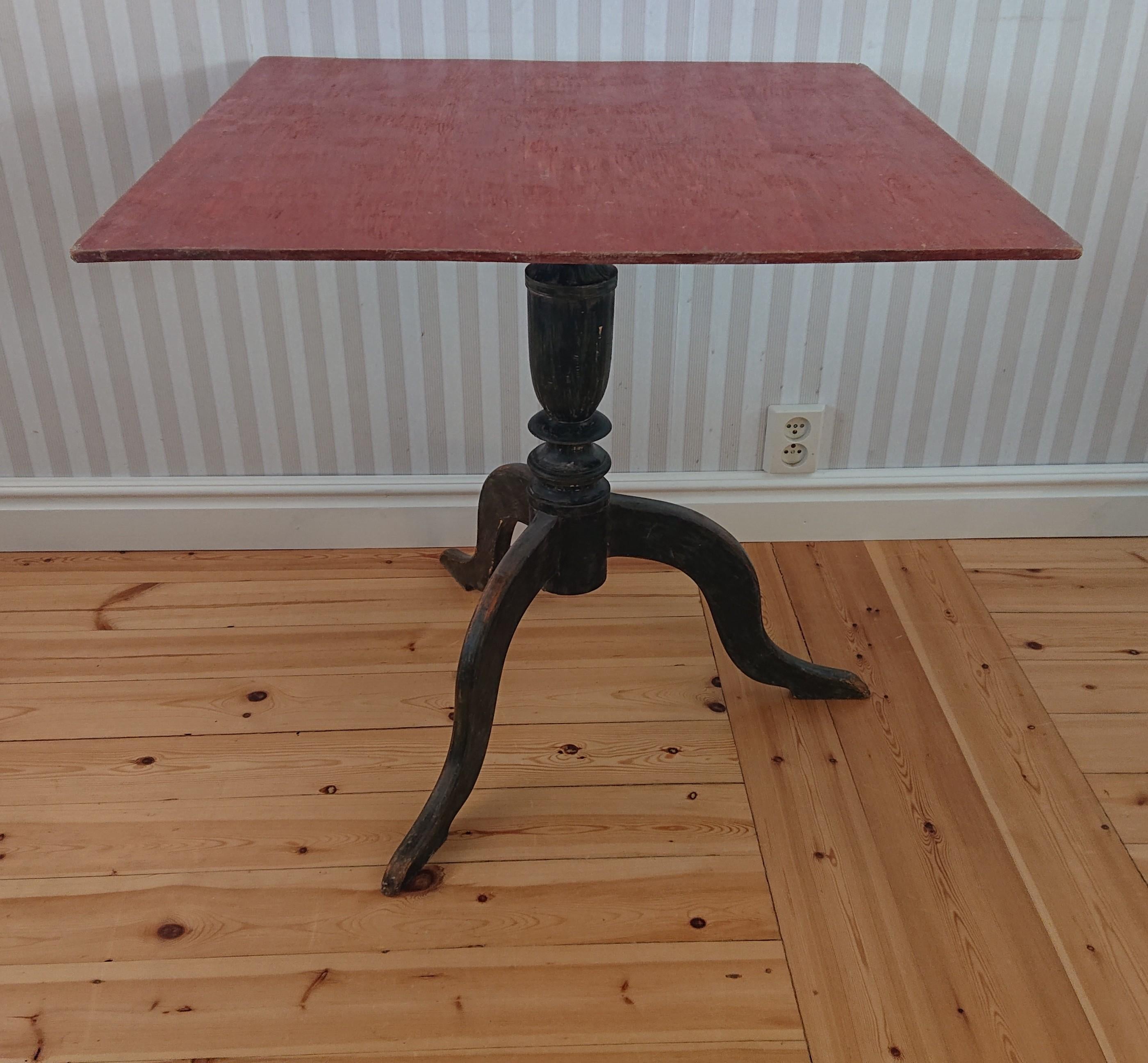 Gustavian 19th Century Swedish Tilt Top Table / Pedestal Table with Original Paint For Sale