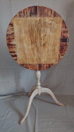 19th Century Swedish Tilt Top Table with Original Paint from Northern Sweden