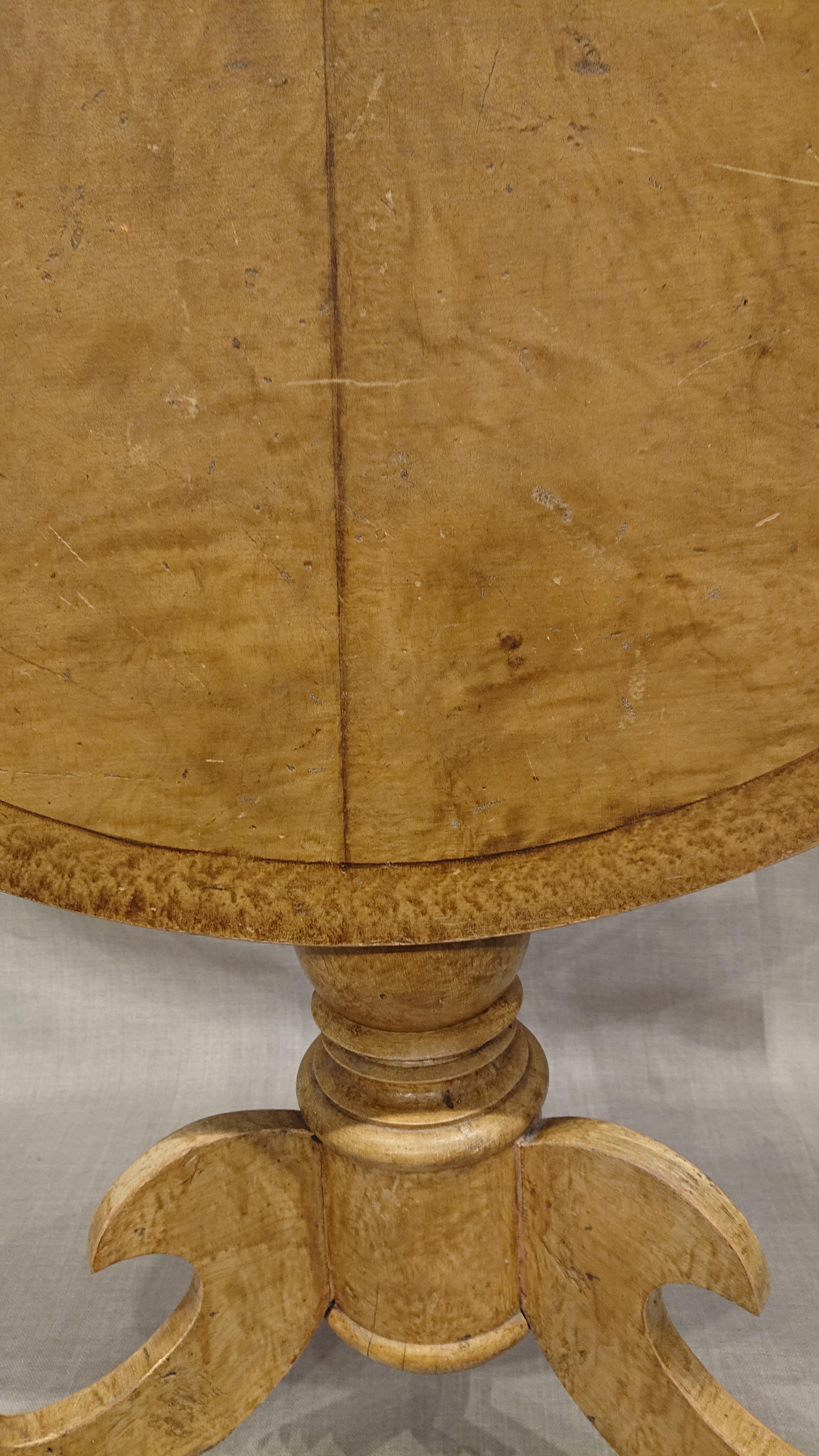 Hand-Carved 19th Century Swedish Tilt Top Table with Untouched Original Paint For Sale