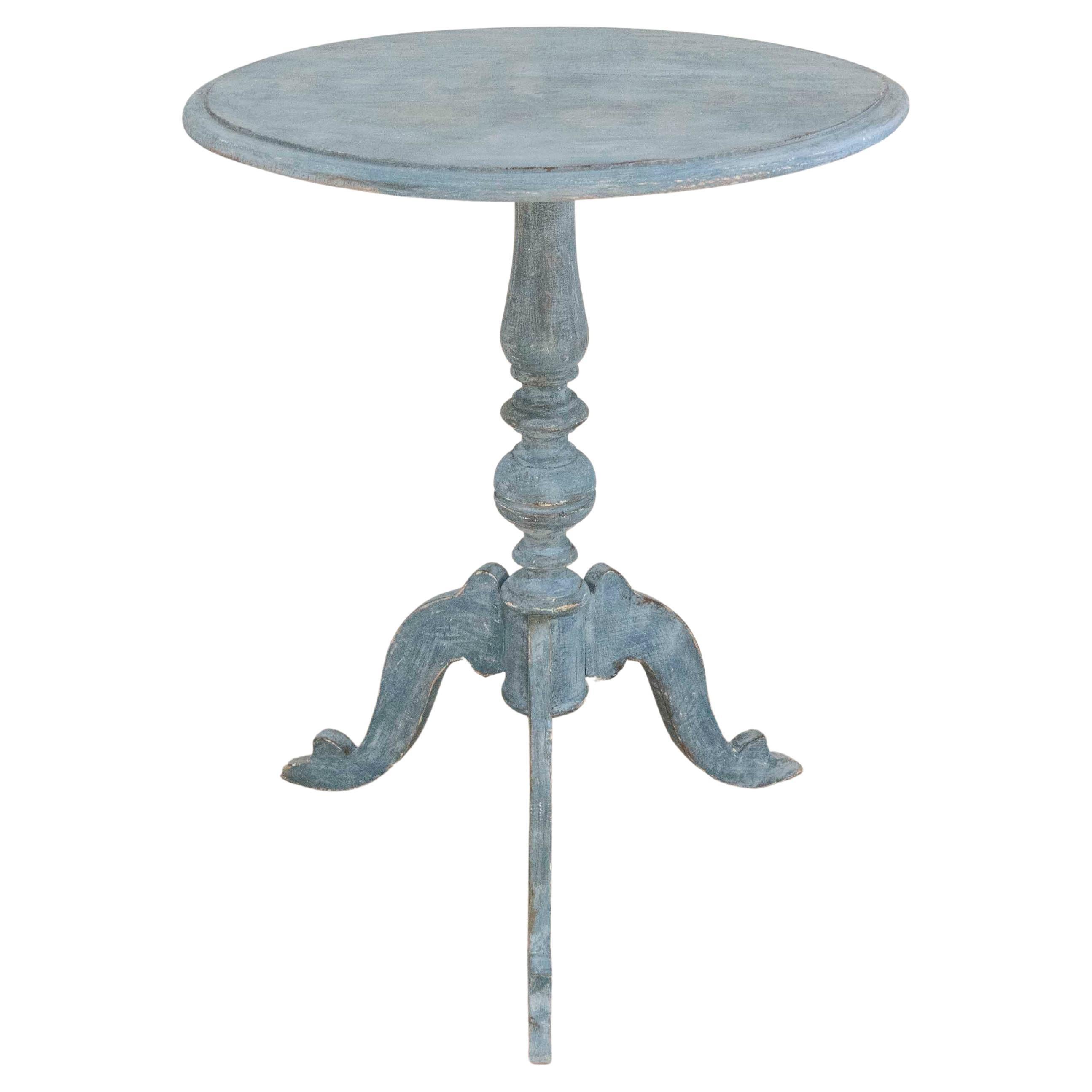 19th Century Swedish Tripod Oval Table in Original Painted Finish For Sale