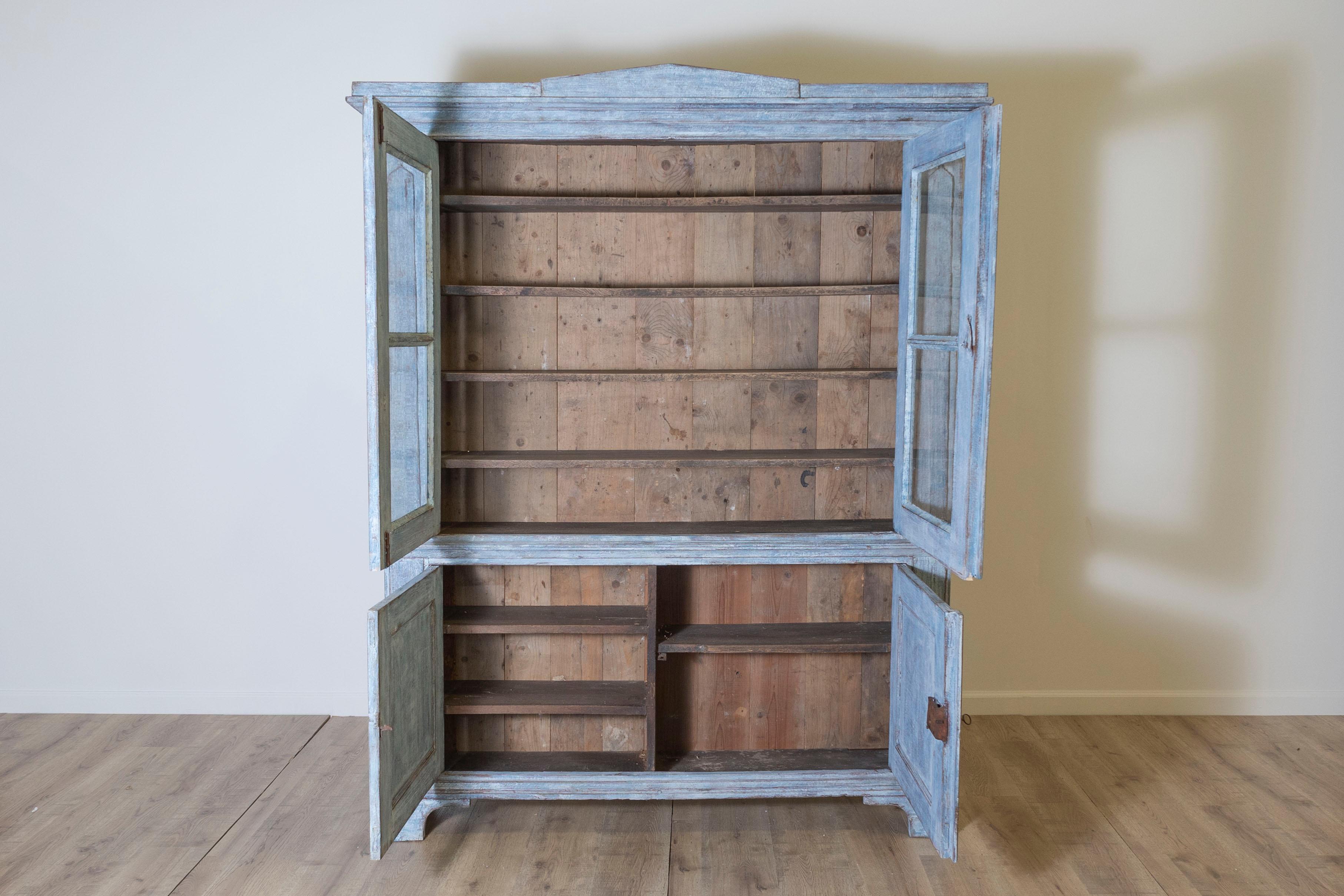 Gustavian 19th Century Swedish Vitrine