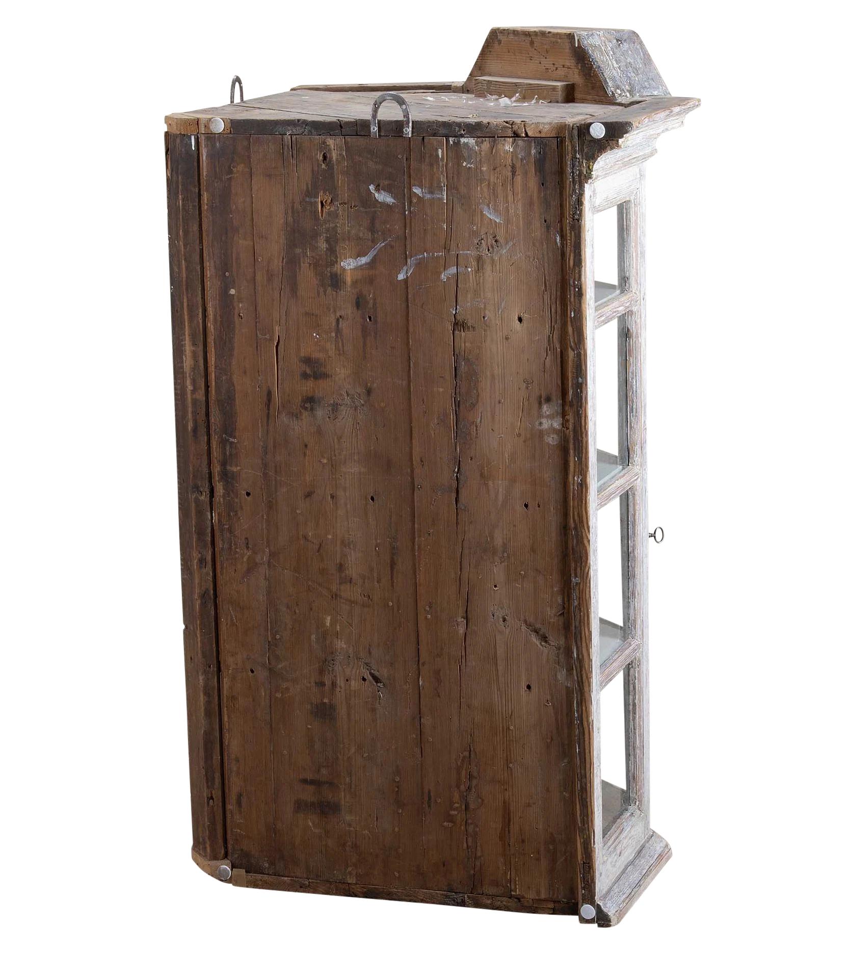 19th Century Swedish Wall Hanging Corner Cabinet For Sale 6