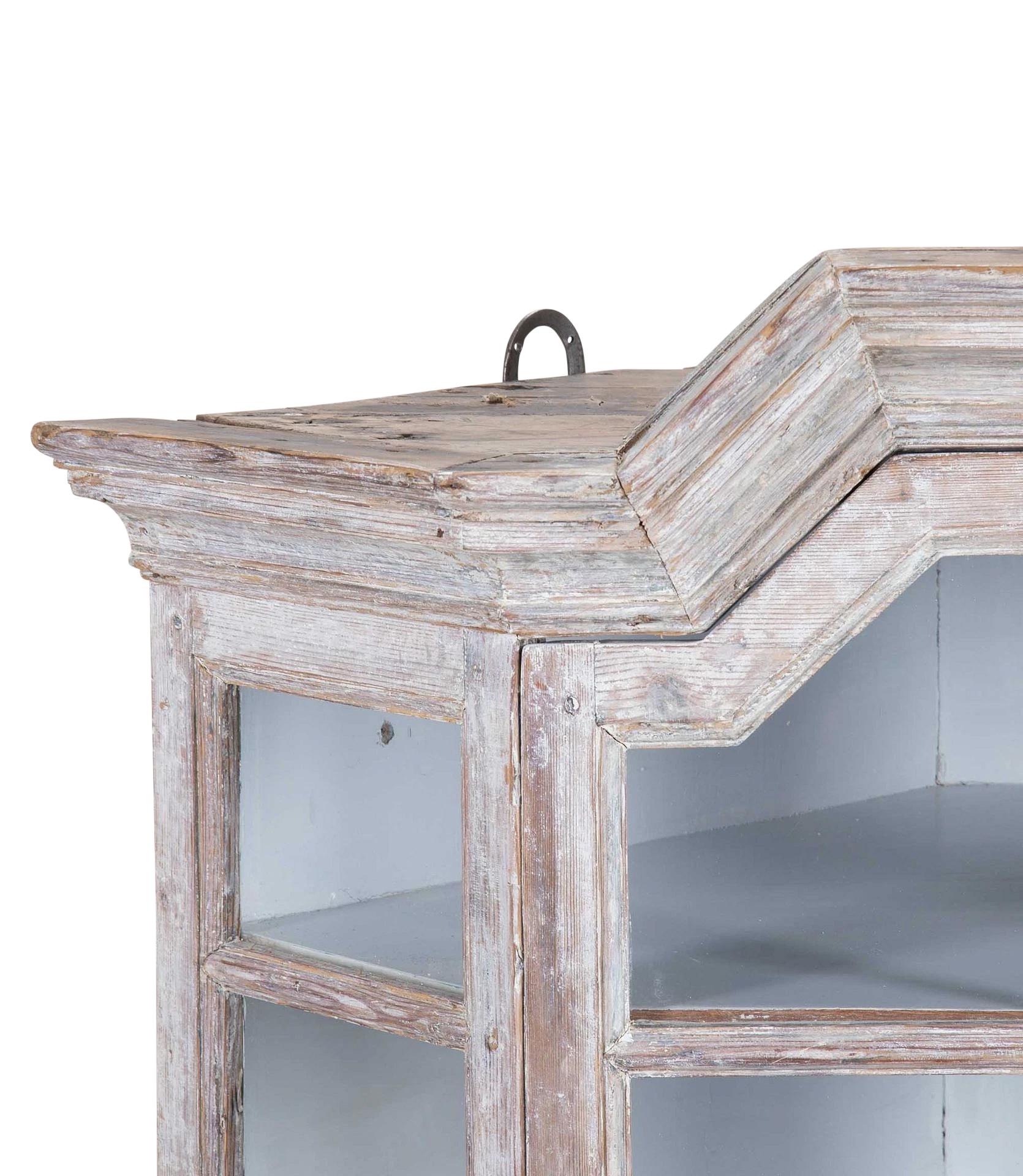 19th Century Swedish Wall Hanging Corner Cabinet For Sale 1