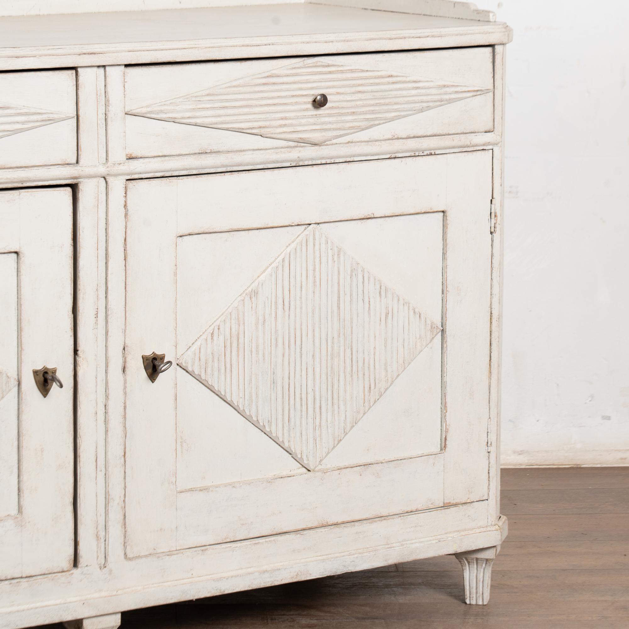 19th Century Swedish White Gustavian Sideboard Buffet For Sale 10