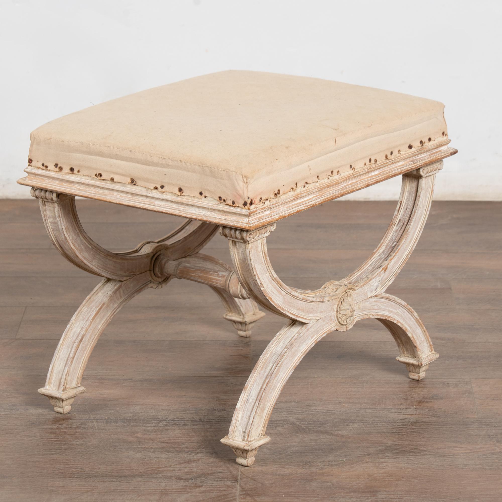 Sgabello tabouret svedese del XIX secolo in vendita 6