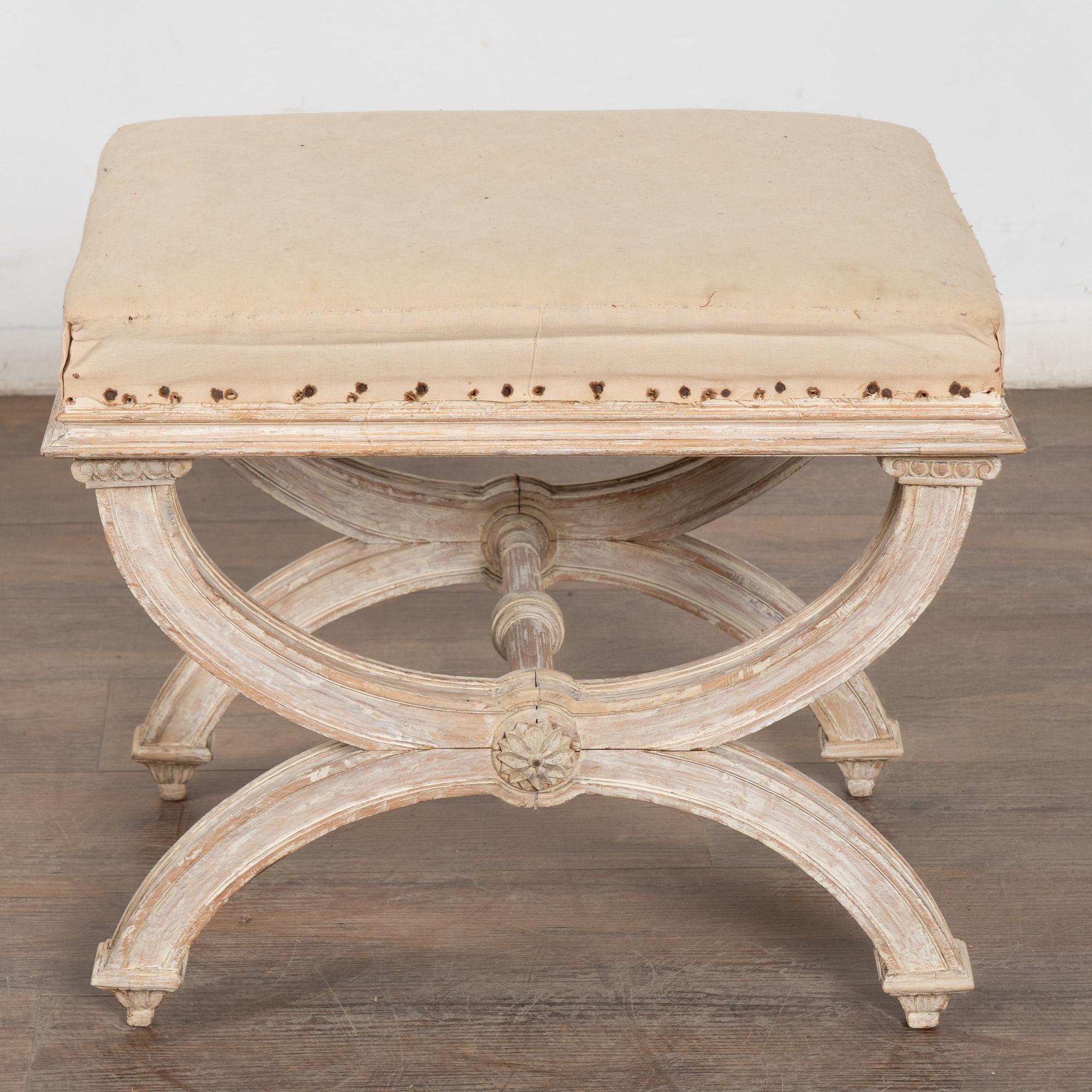 Gustaviano Sgabello tabouret svedese del XIX secolo in vendita
