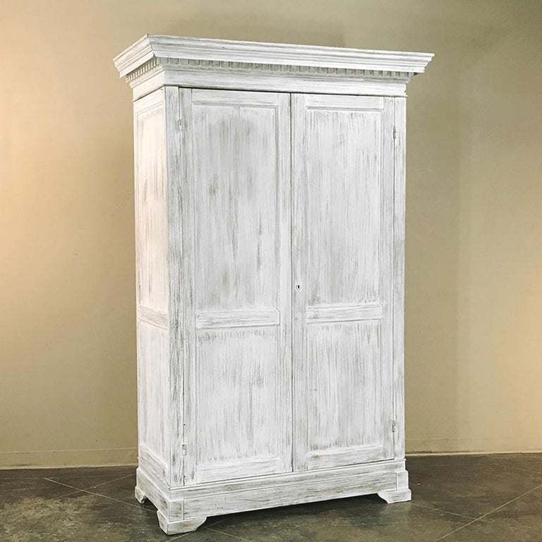 19th Century Swedish Whitewashed Pine Armoire For Sale at 1stdibs