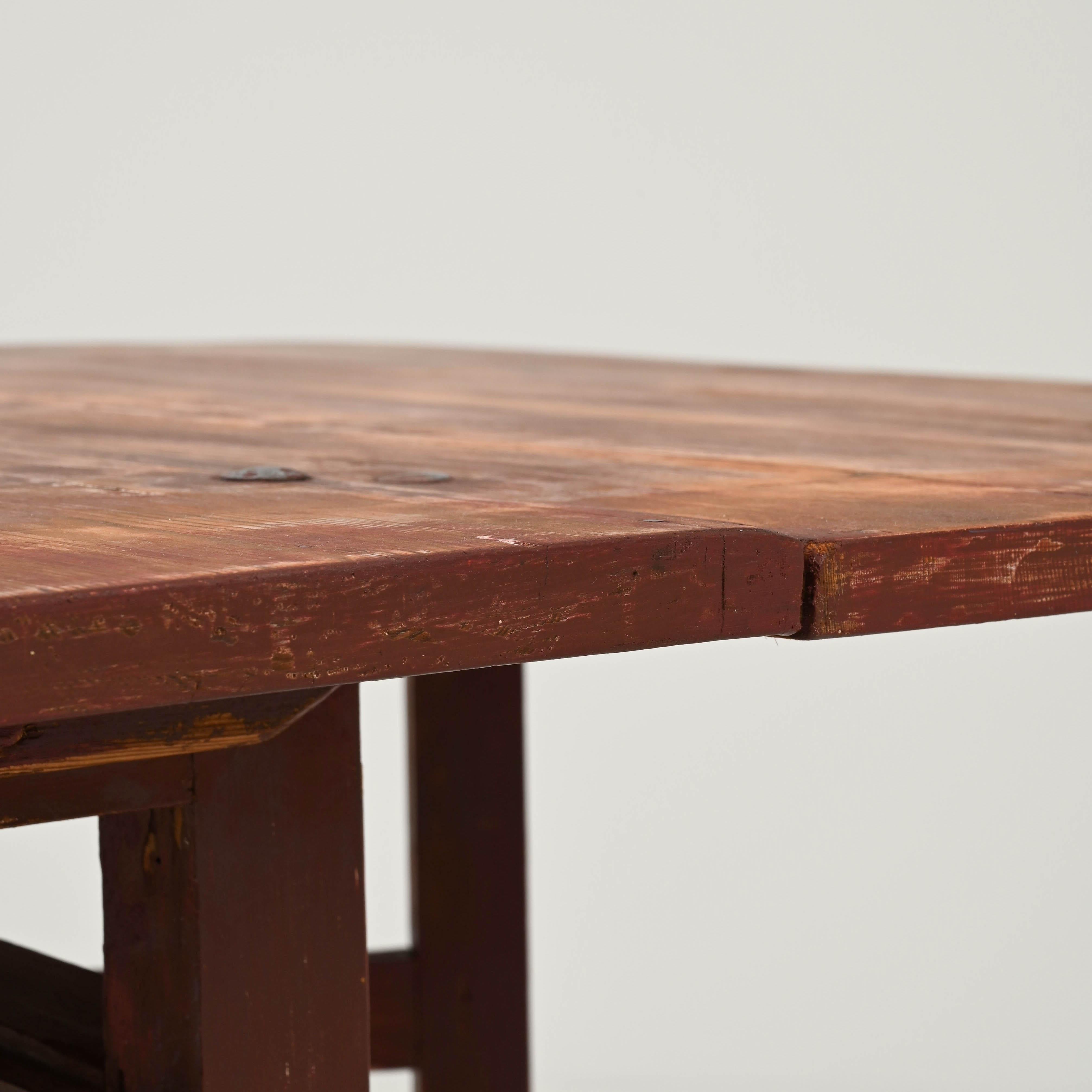 19th Century Swedish Wooden Drop Leaf Table For Sale 6