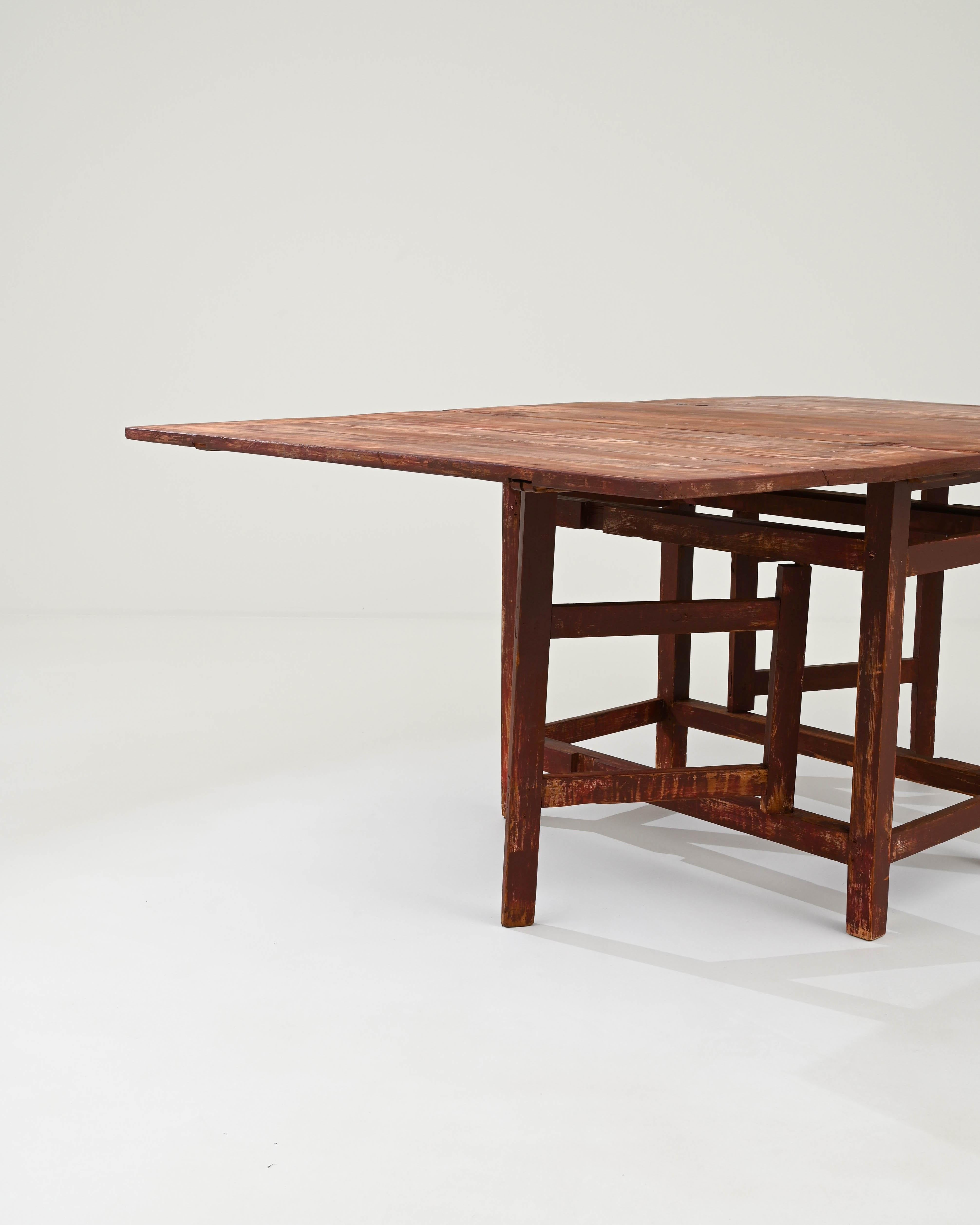 Table à abattant en bois suédois du 19e siècle en vente 1