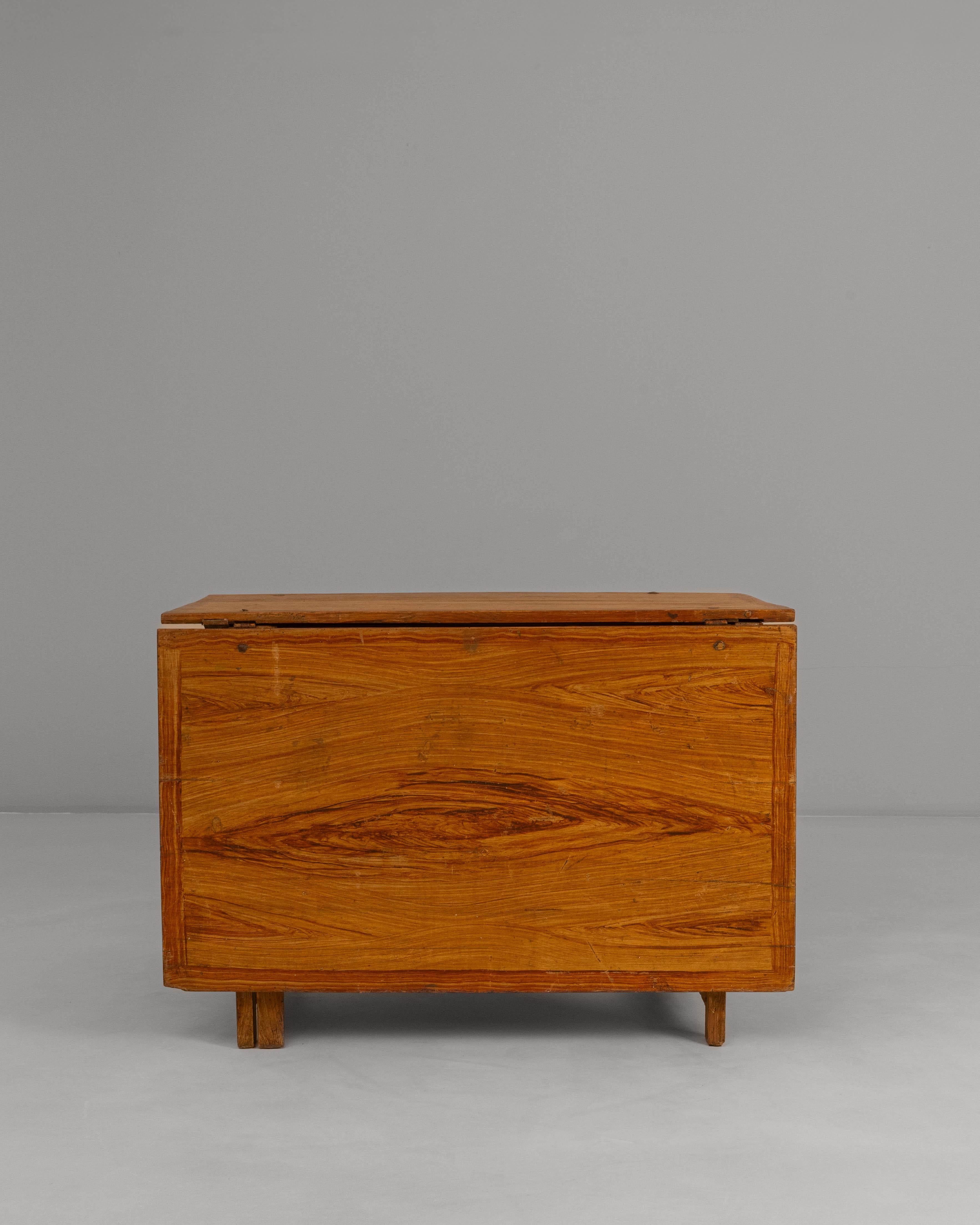 19th Century Swedish Wooden Drop Leaf Table In Original Patina For Sale 13