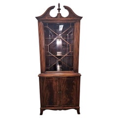 19th Century Swirl Mahogany Georgian Corner Cabinet