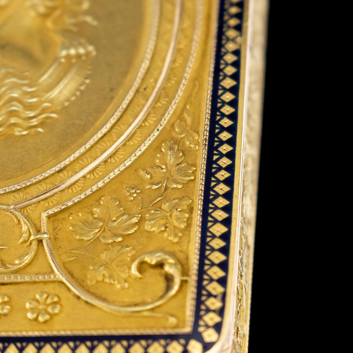 19th Century Swiss 18 Karat Gold and Enamel Snuff Box, Geneva, circa 1800 8