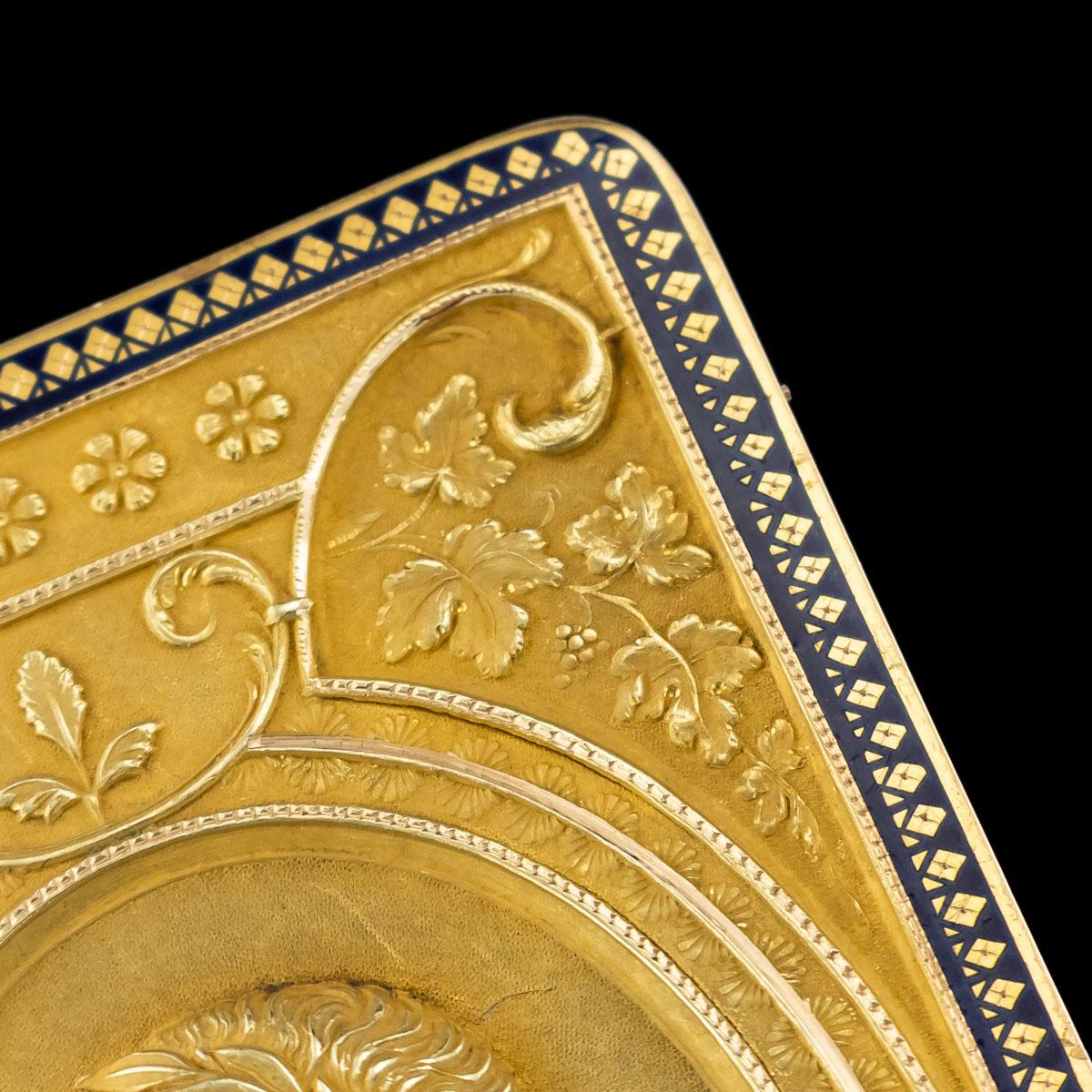 19th Century Swiss 18 Karat Gold and Enamel Snuff Box, Geneva, circa 1800 6