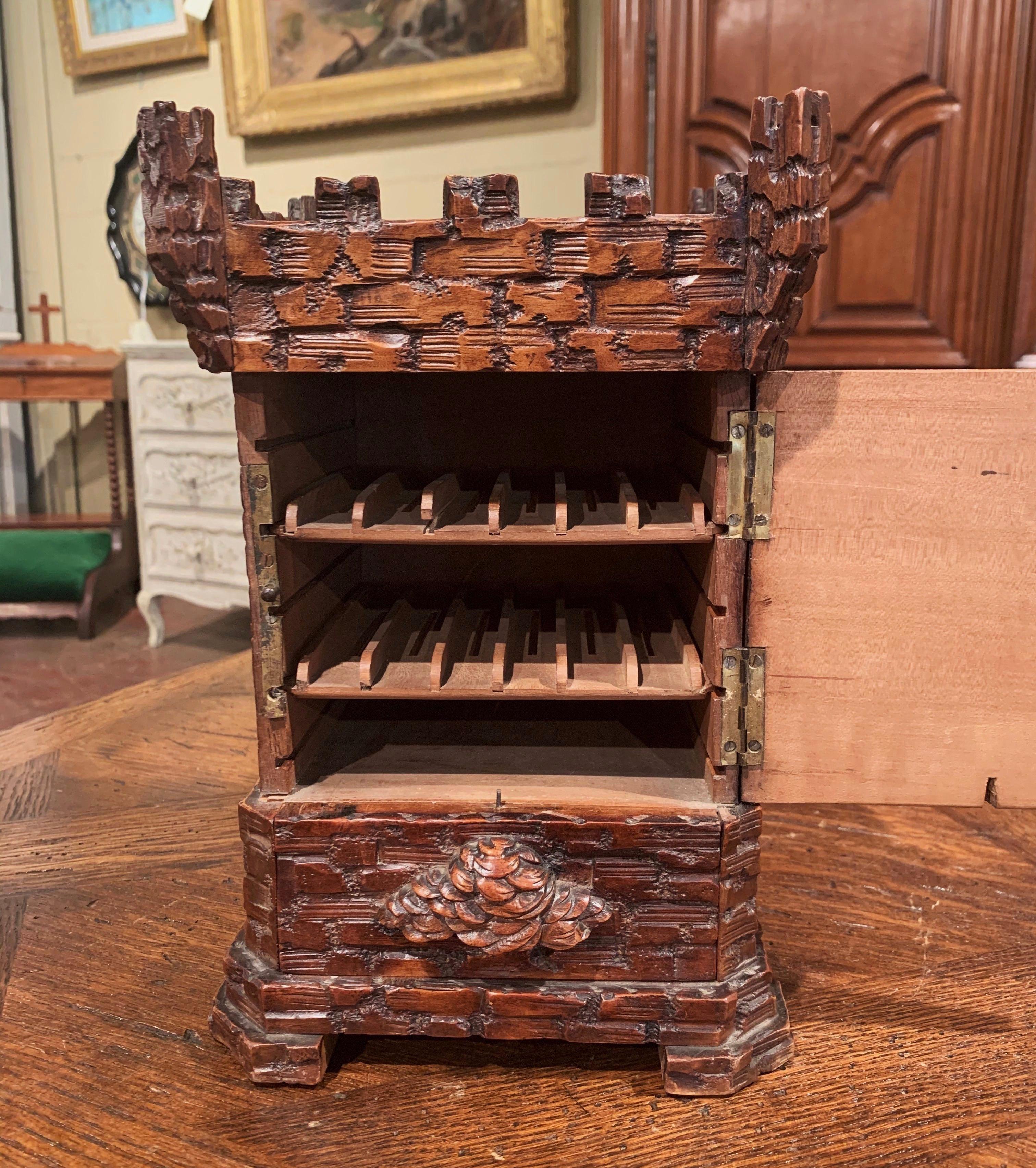 19th Century Swiss Black Forest Carved Walnut Cigar Box In Excellent Condition In Dallas, TX