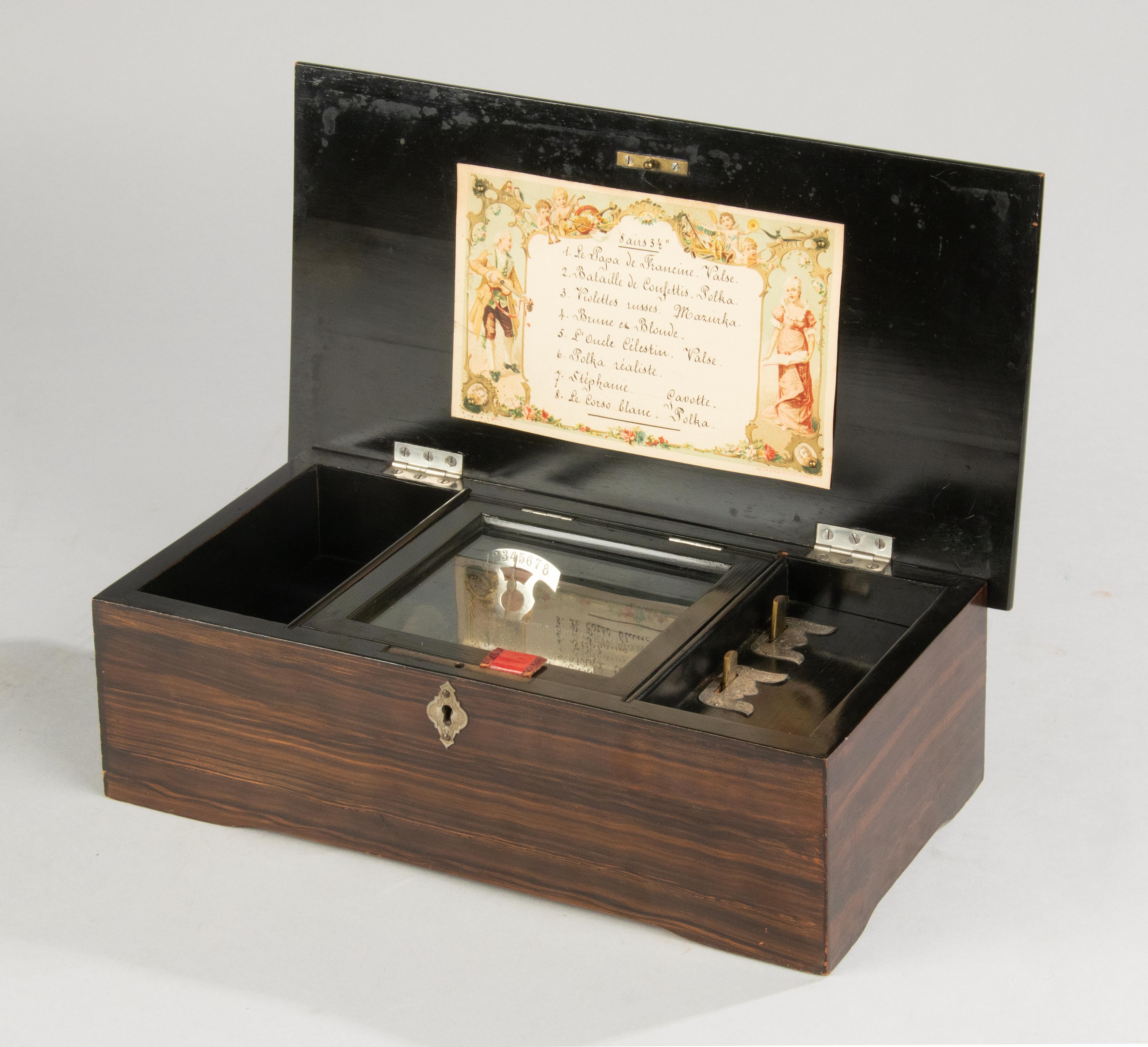 Napoleon III 19th Century Swiss Polyphone Cylinder Music Box with 8 Tunes